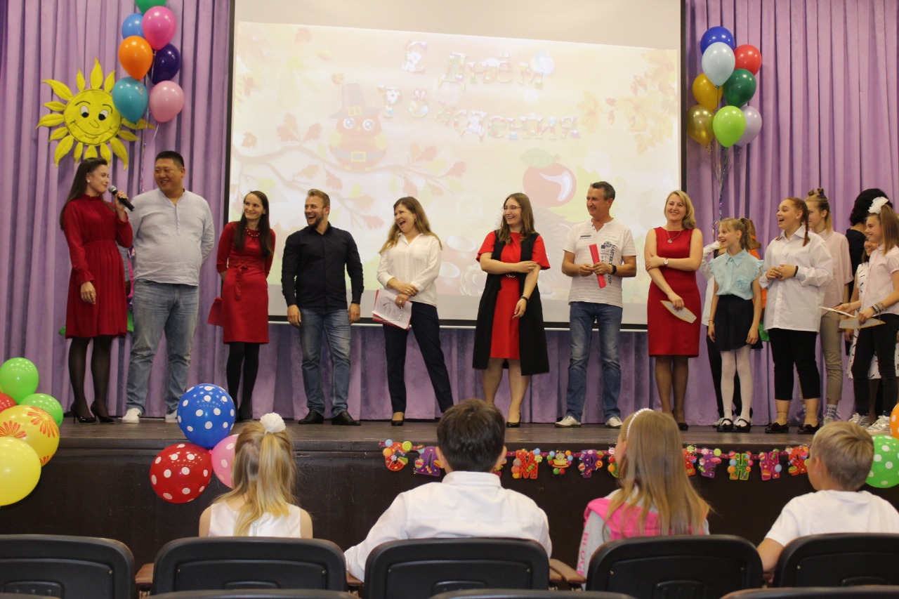 Праздничную программу провели в Центре содействия семейному воспитанию «Молодая гвардия» во Внуковском