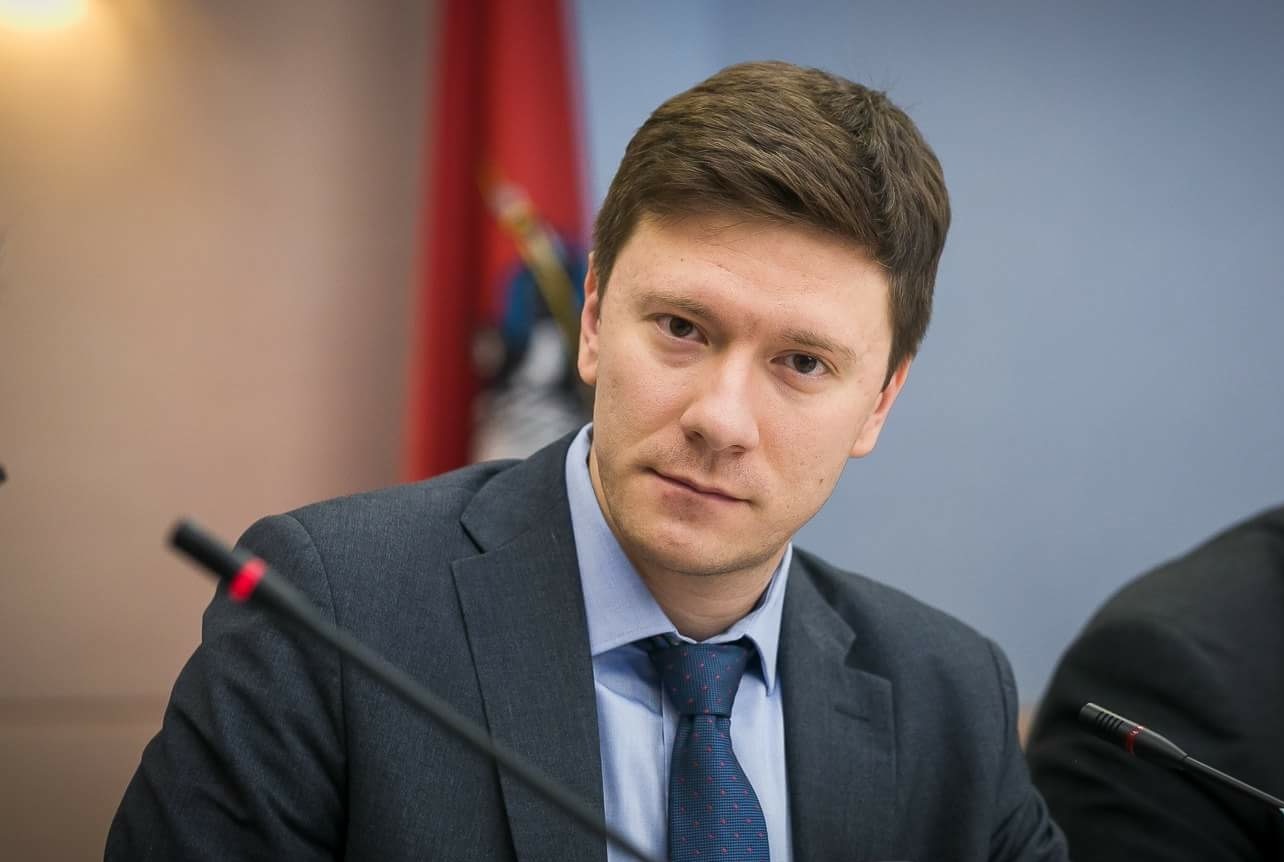 Депутат МГД Александр Козлов продолжил серию вебинаров для жителей Москвы