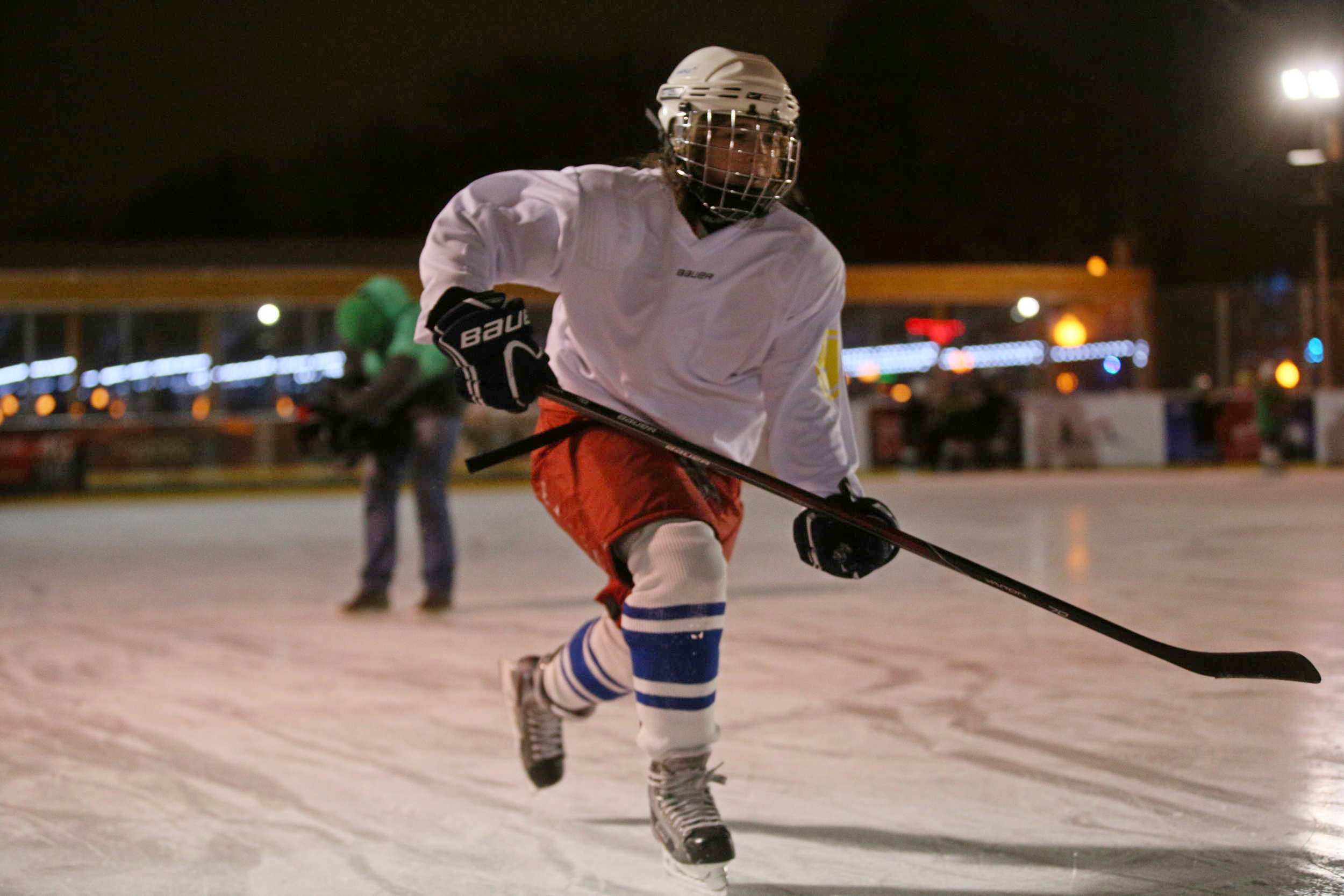 Спортсмены из поселения Вороновское победили в первой игре нового хоккейного сезона