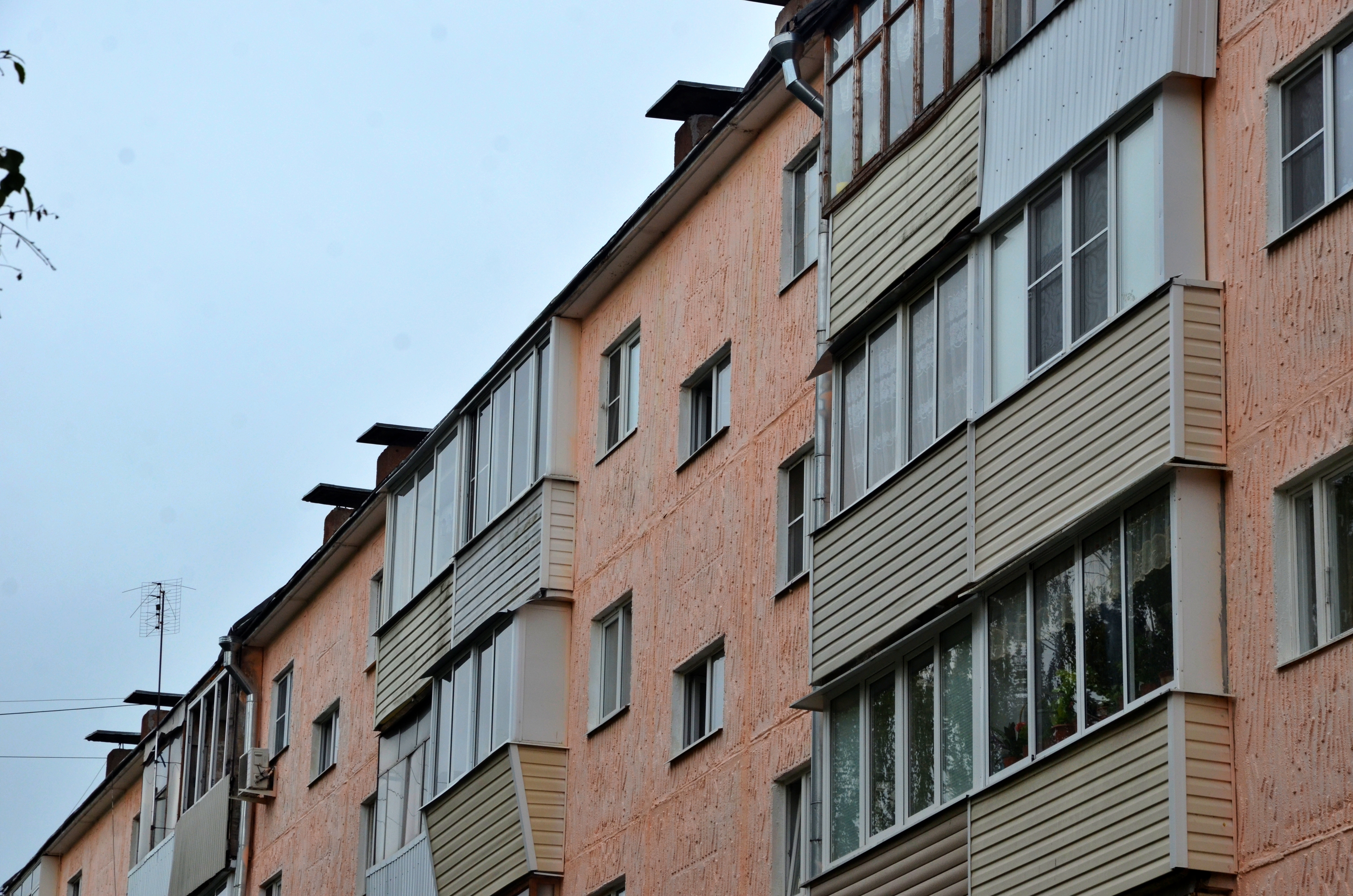 Капитальный ремонт жилого дома завершили в поселении Новофедоровское