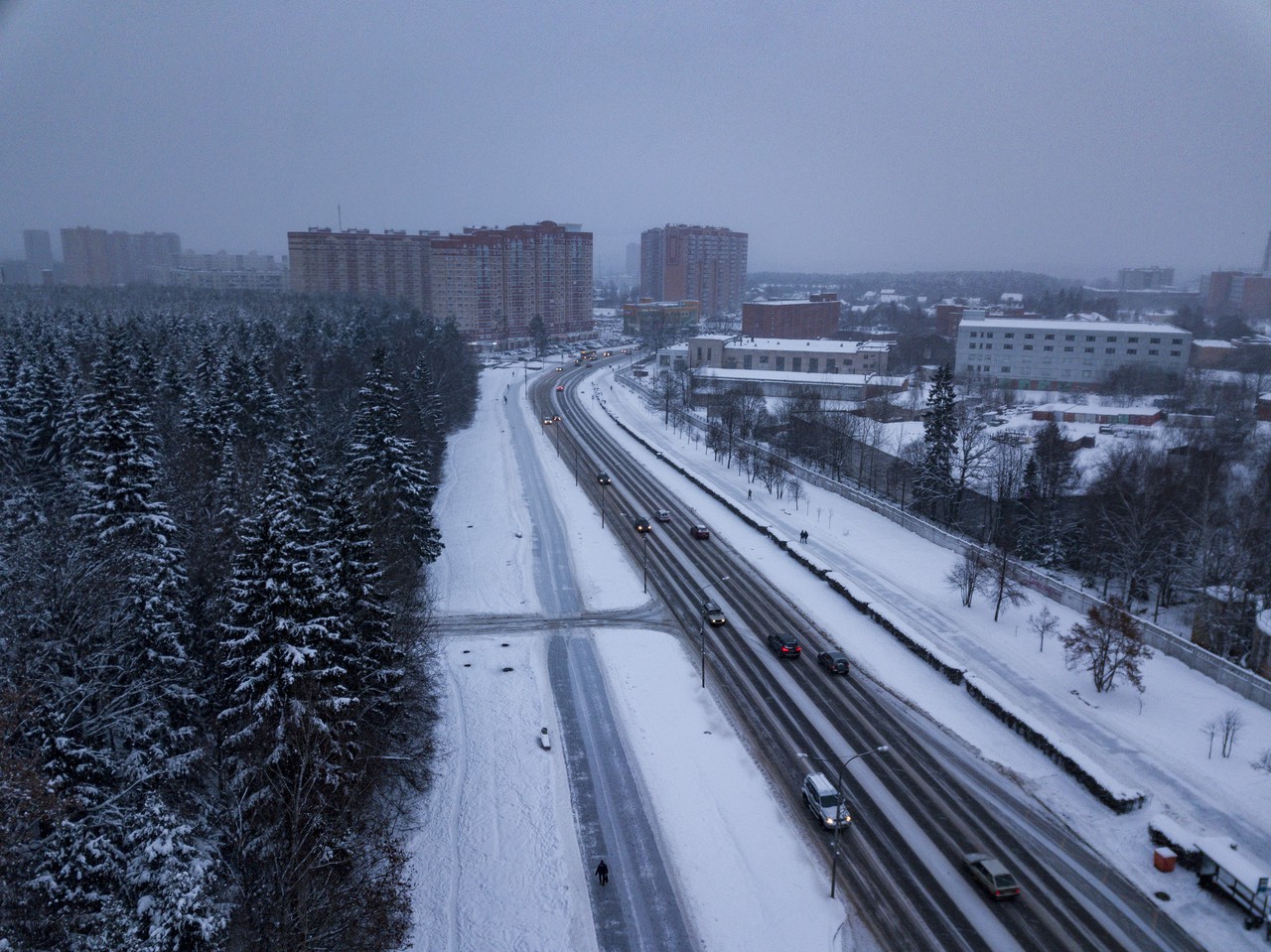 Свыше 20 километров дорог построили в Новой Москве в этом году. Фото: Александр Кожохин