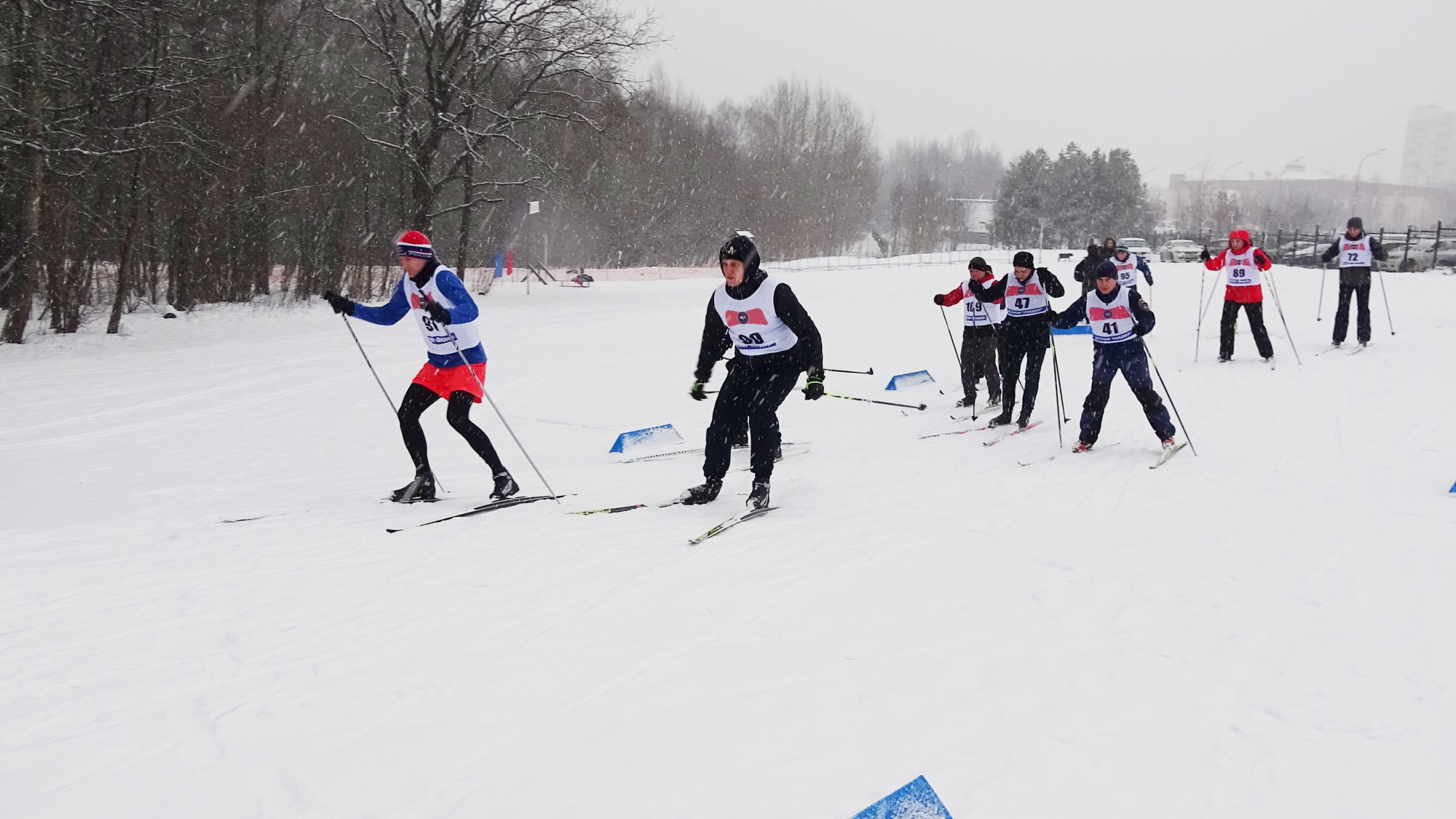 Специалисты центра «Лидер» из поселения Мосрентген приняли участие в лыжной гонке