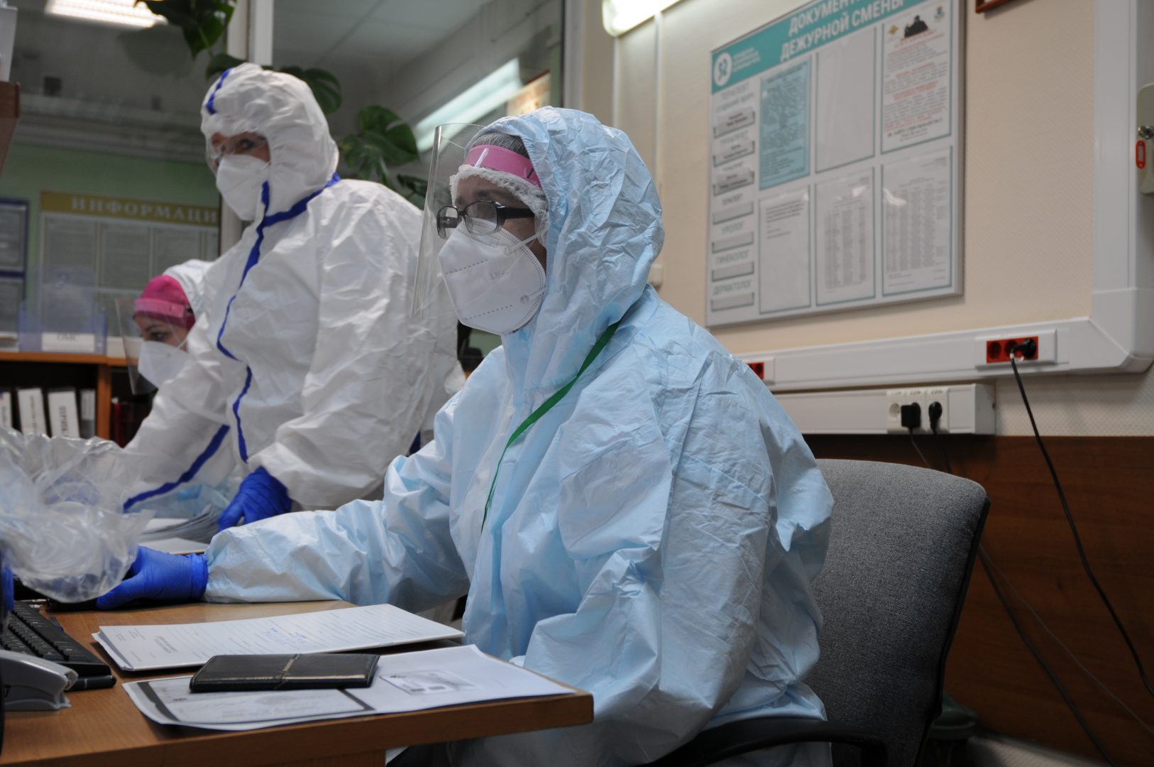 Сотрудники штаба по распространению коронавируса поделились информацией о зараженных в столице за последние сутки