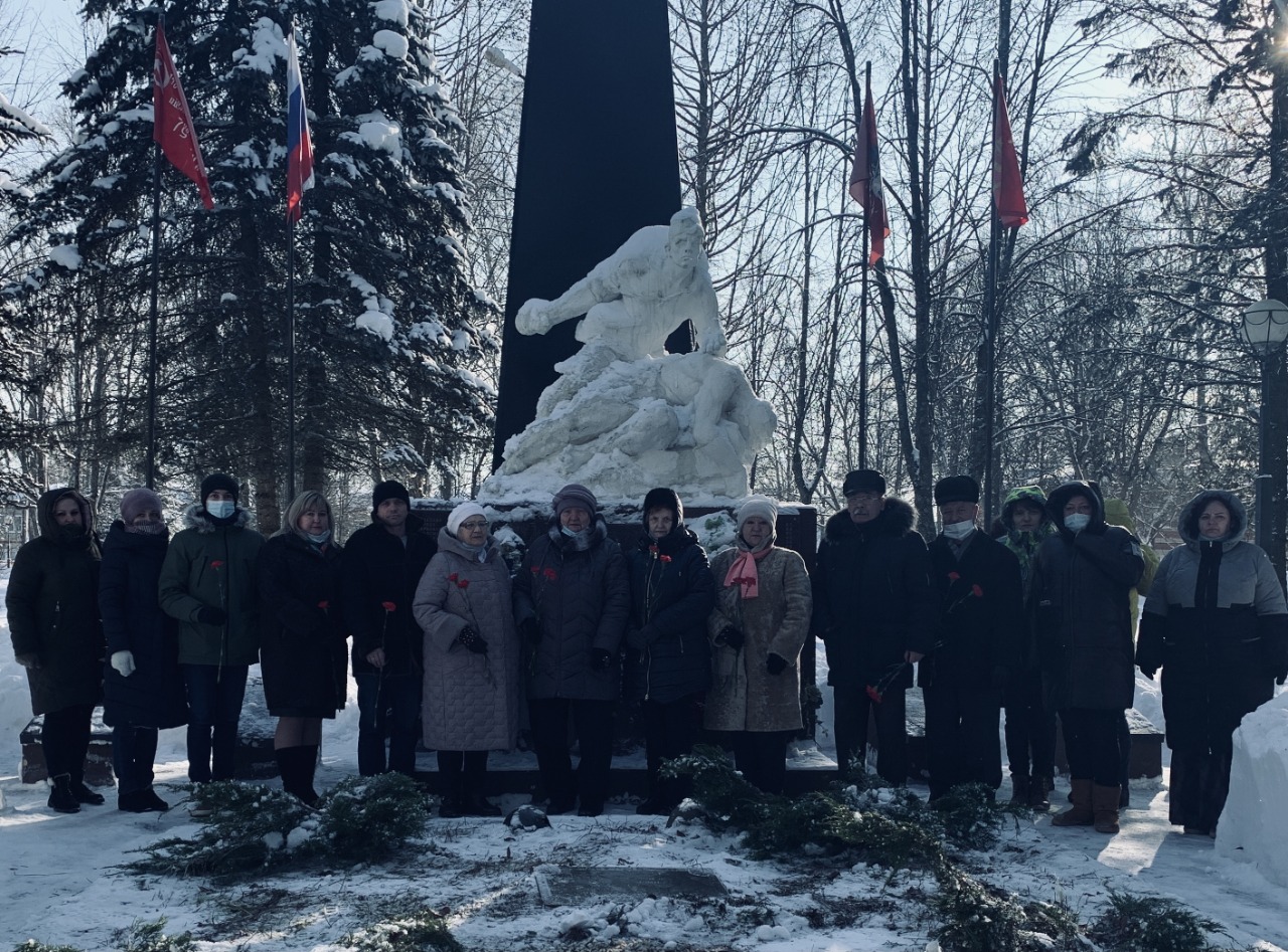 Мемориально-патронатную акцию провели в поселении Роговское. Фото: предоставили сотрудники администрации