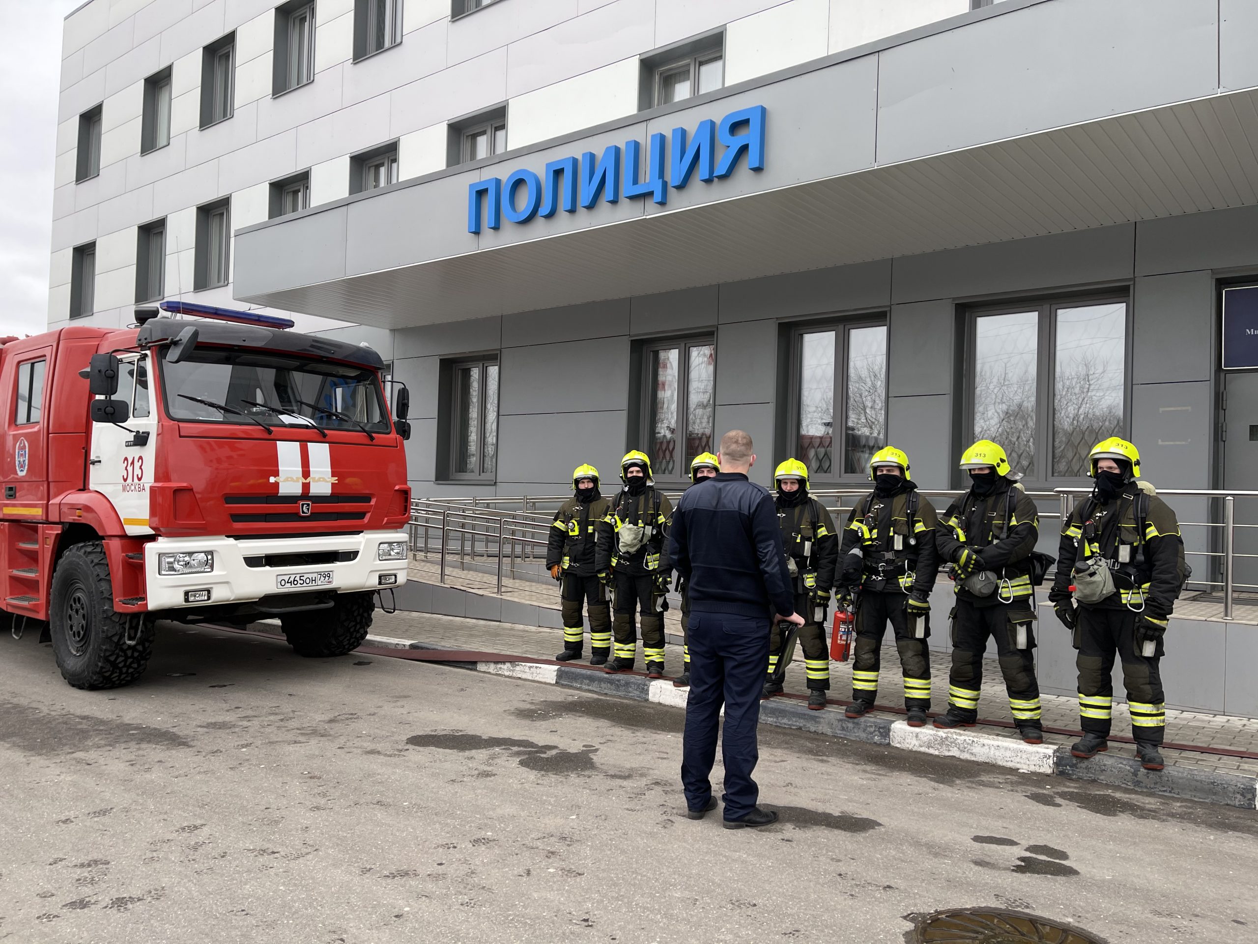 Пожарно-тактическое занятие провели в Новой Москве
