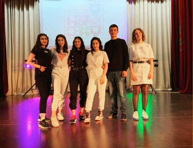 Активисты Молодежной палаты городского округа Щербинки побывали на творческом вечере. Фото официальная страница МП Щербинки в социальных сетях