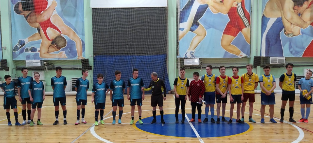 Спортсмены из поселения Воскресенское выиграли матч по мини-футболу