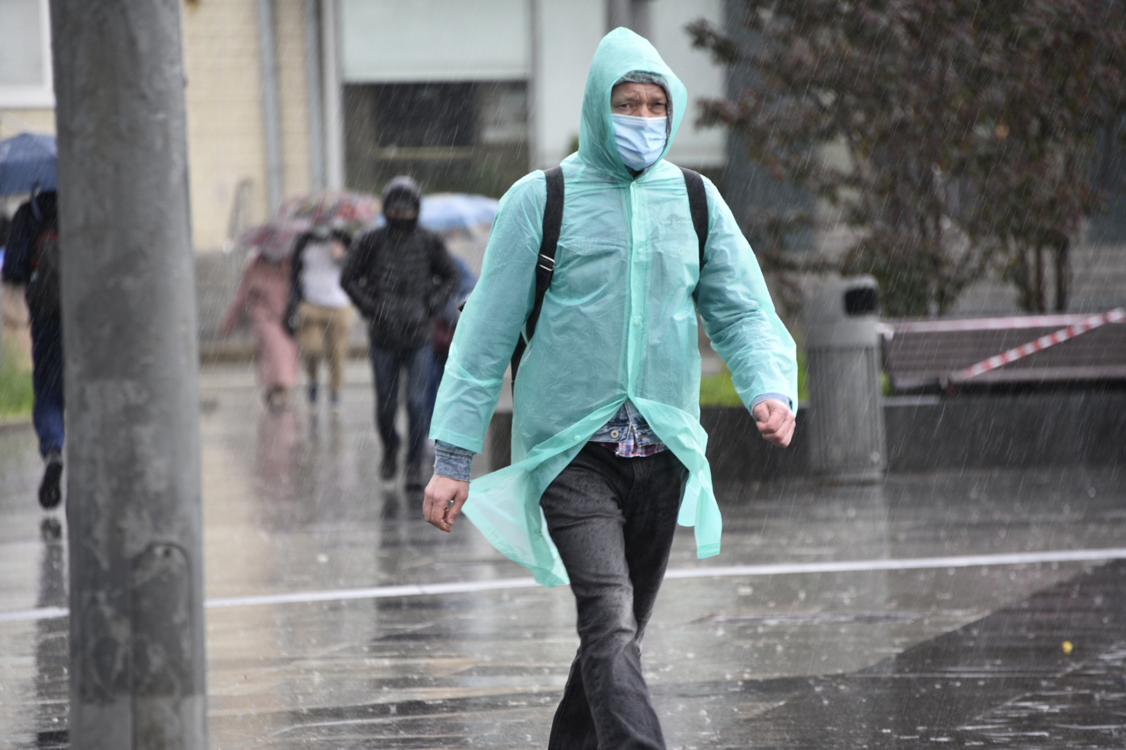 Синоптики предупредили москвичей о дождях в субботу