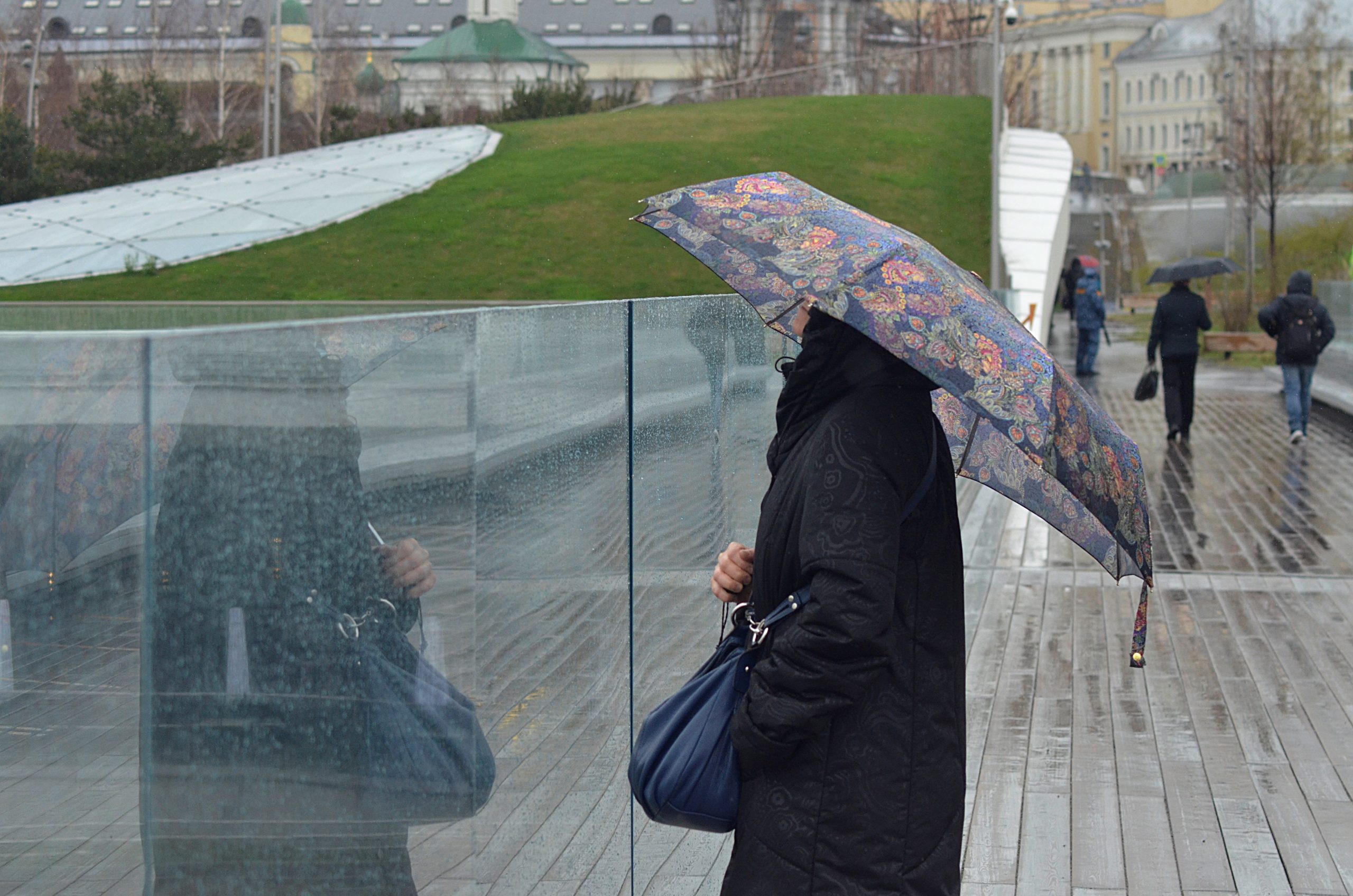 Синоптики спрогнозировали облачную погоду и дожди в субботу. Фото: Анна Быкова, «Вечерняя Москва»