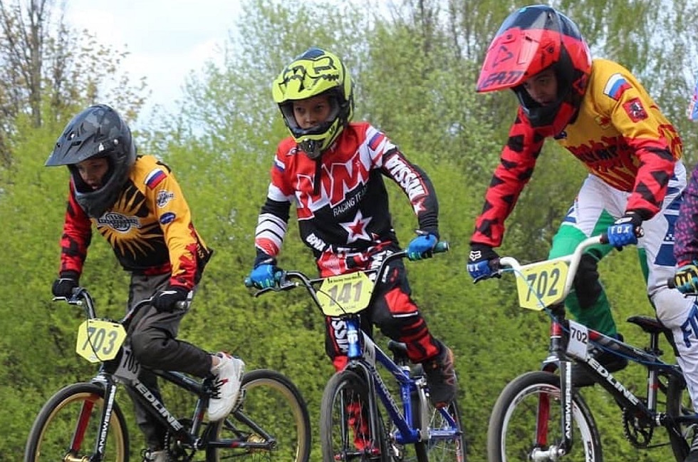 Спортсмены из Краснопахорского приняли участие в соревнованиях по велоспорту