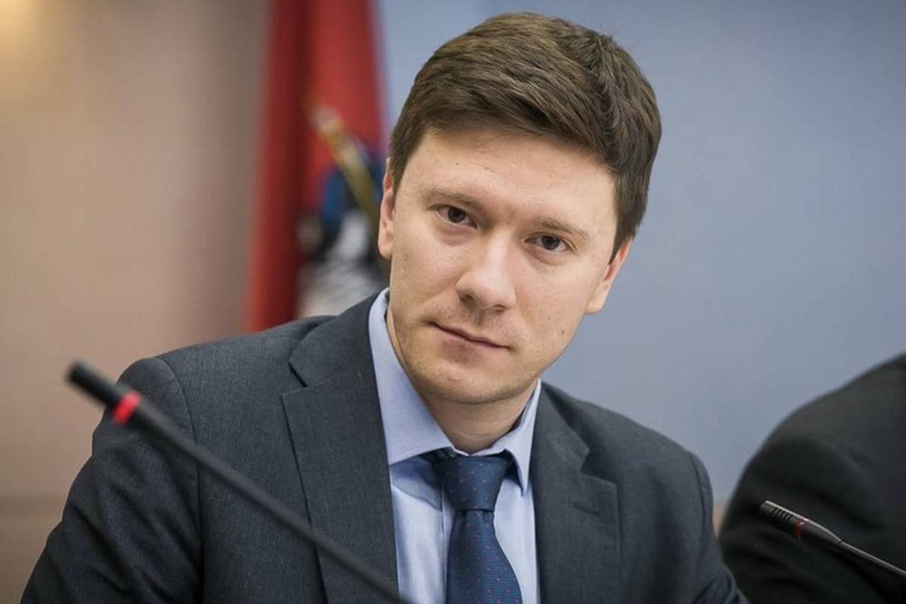 Депутат МГД Козлов обсудил с москвичами реализацию программы реновации на онлайн-встрече