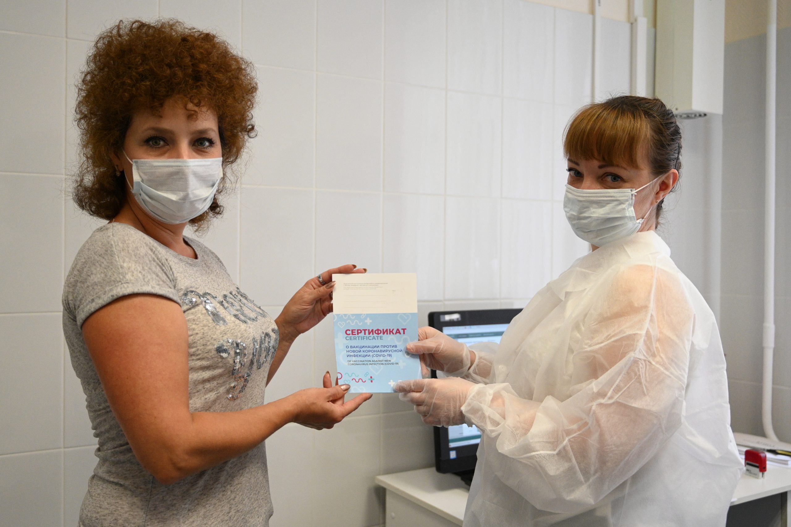 За последние сутки в России зарегистрировали 24 тысячи 471 случай заражения новой коронавирусной инфекцией