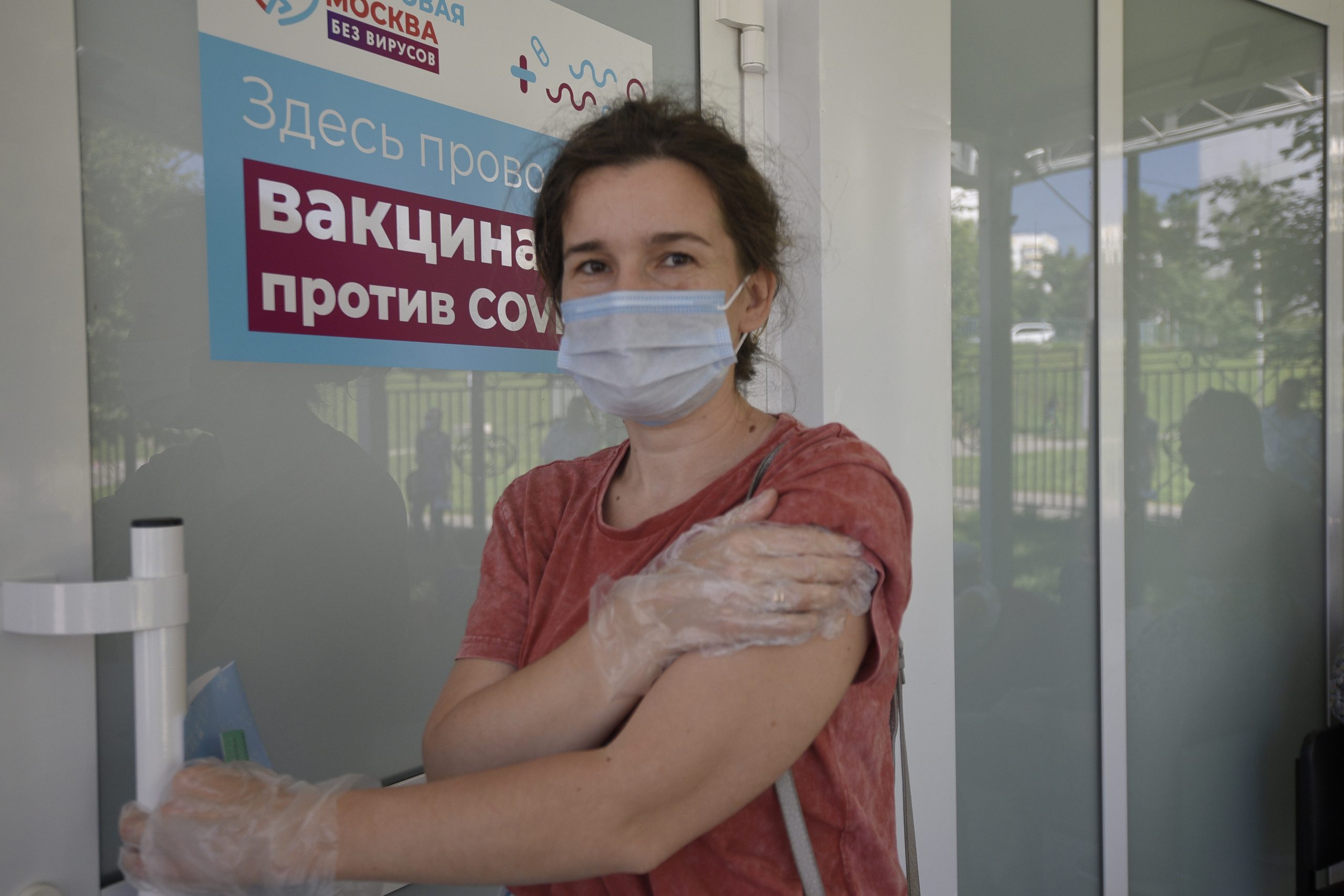 За последние сутки в России выявили 22 420 случаев заражения коронавирусной инфекции