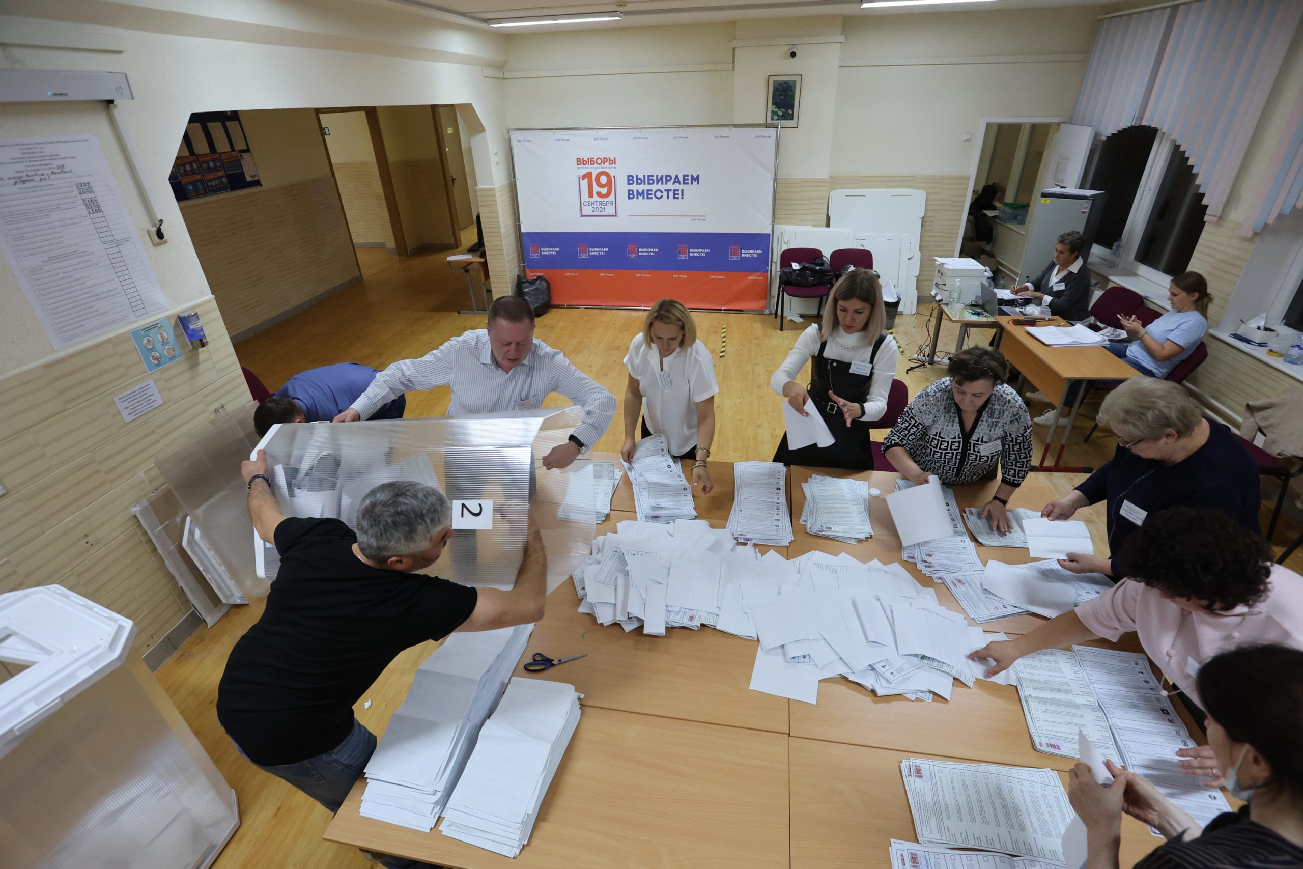 Общественный штаб: первый день голосования в Москве прошел без нарушений. Фото: Виктор Хабаров, «Вечерняя Москва»