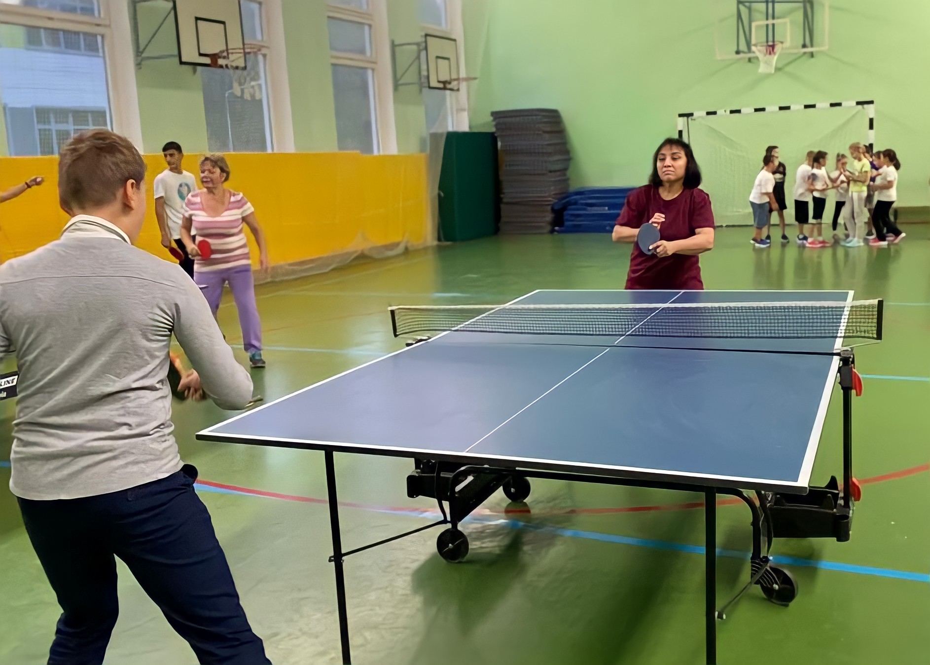 Турнир по настольному теннису провели в школе №2120 в Московском
