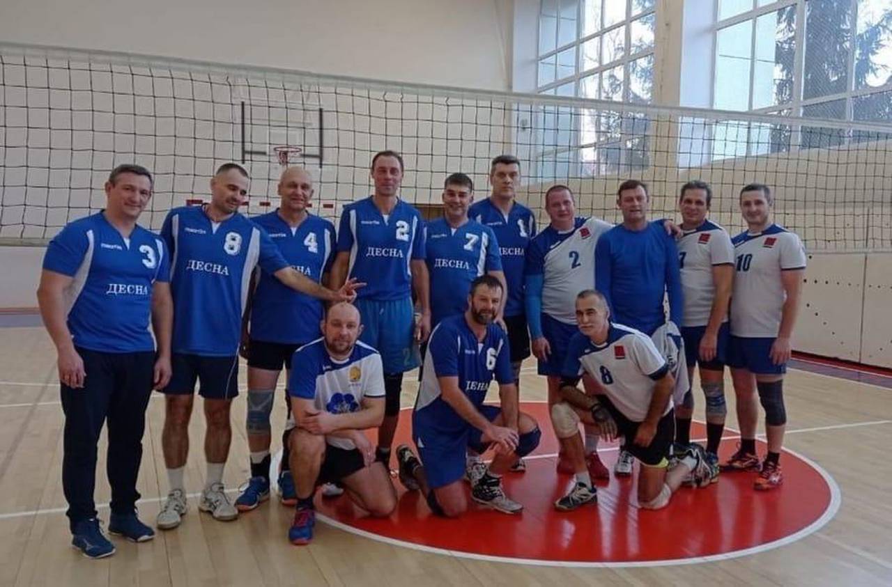 Спортсмены из Щаповского поучаствовали в турнире по волейболу
