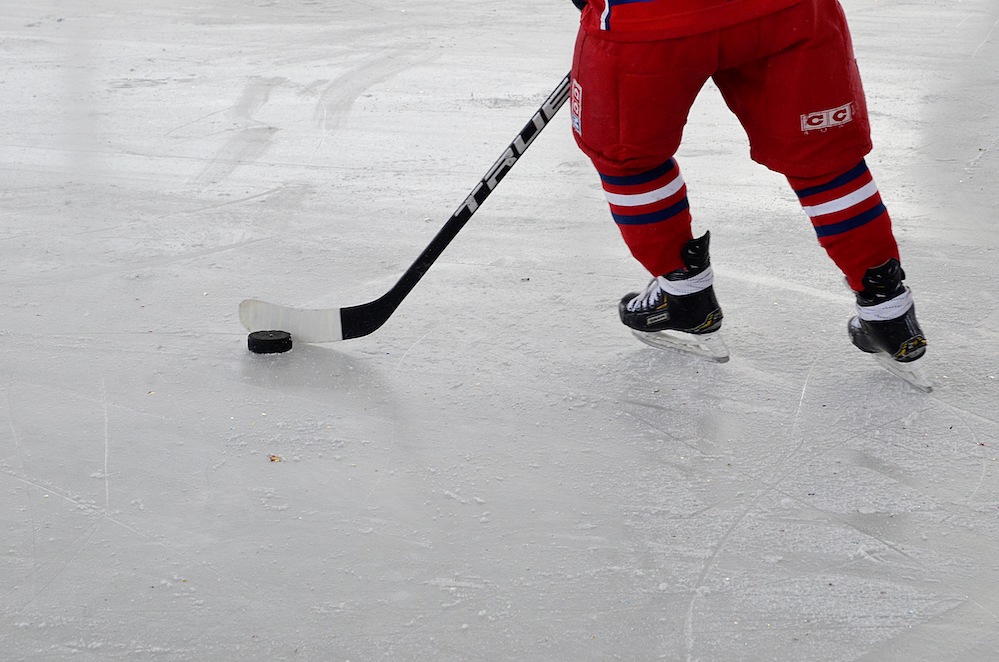 Хоккейная команда «Русь Кленово» одержала победу в очередном матче ЮХЛ