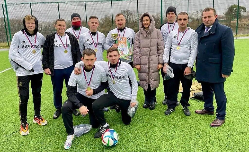 Футбольный турнир на кубок главы администрации состоялся в Марушкинском