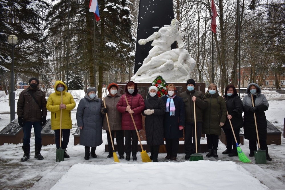 Мемориально-патронатные акции по уходу за памятниками прошли в Роговском