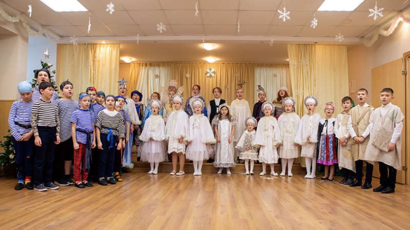 Рождественские спектакли провели в Щаповском