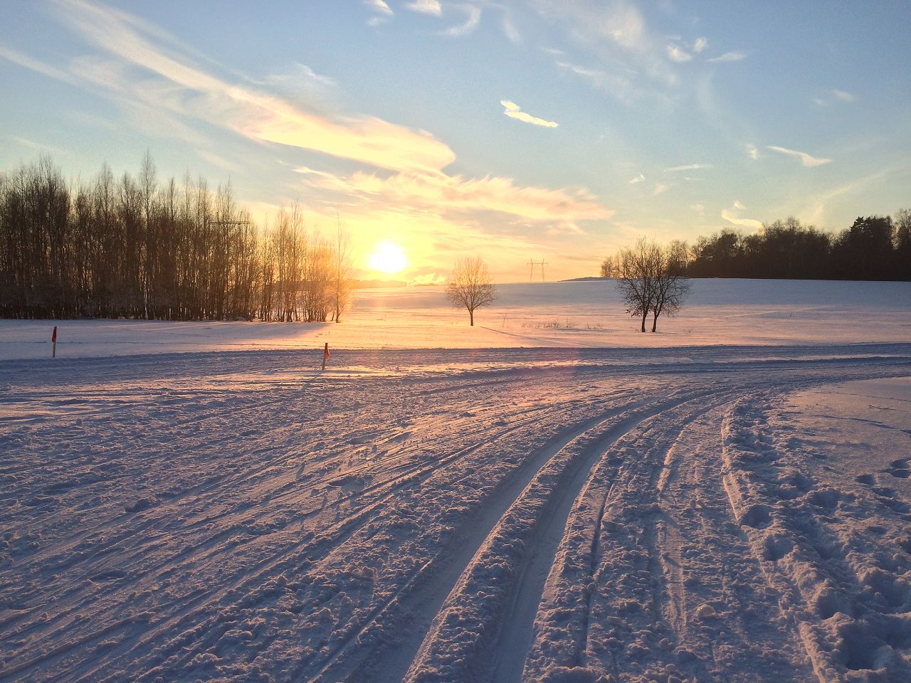 Сотрудники спортивного клуба «Русь» восстановили лыжную трассу в поселении Кленовское