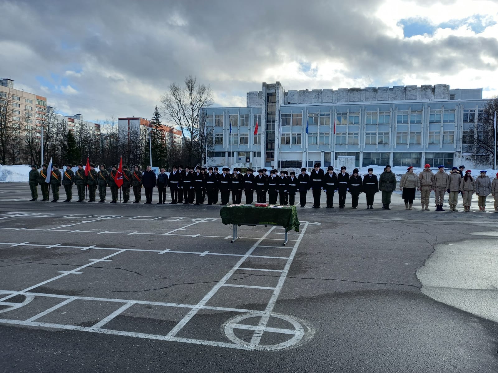 Кадеты школы №2094 поселения Мосрентген приняли клятву юнармейца