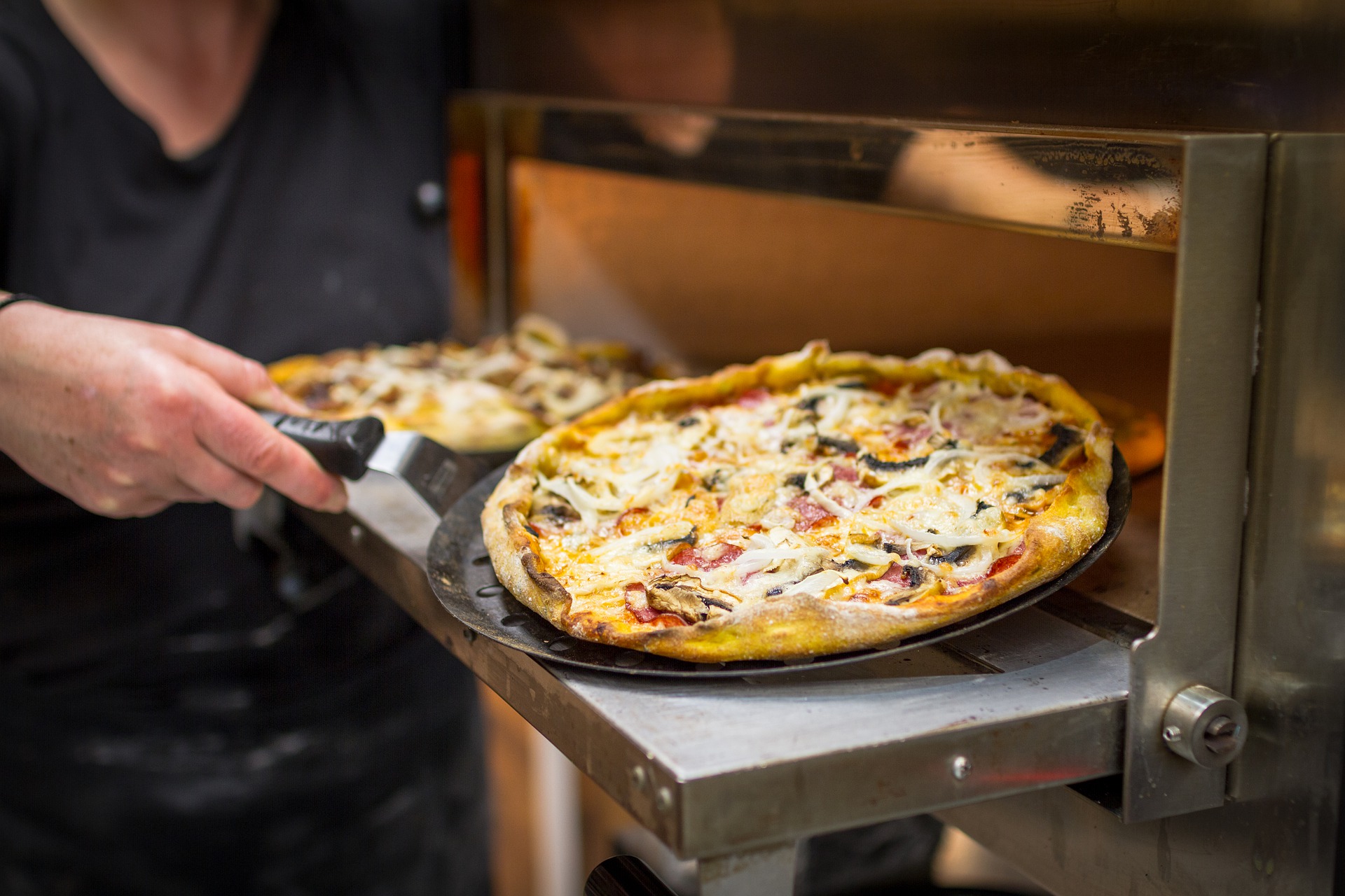 Автомат для приготовления пиццы появился на территории «Саларьево»