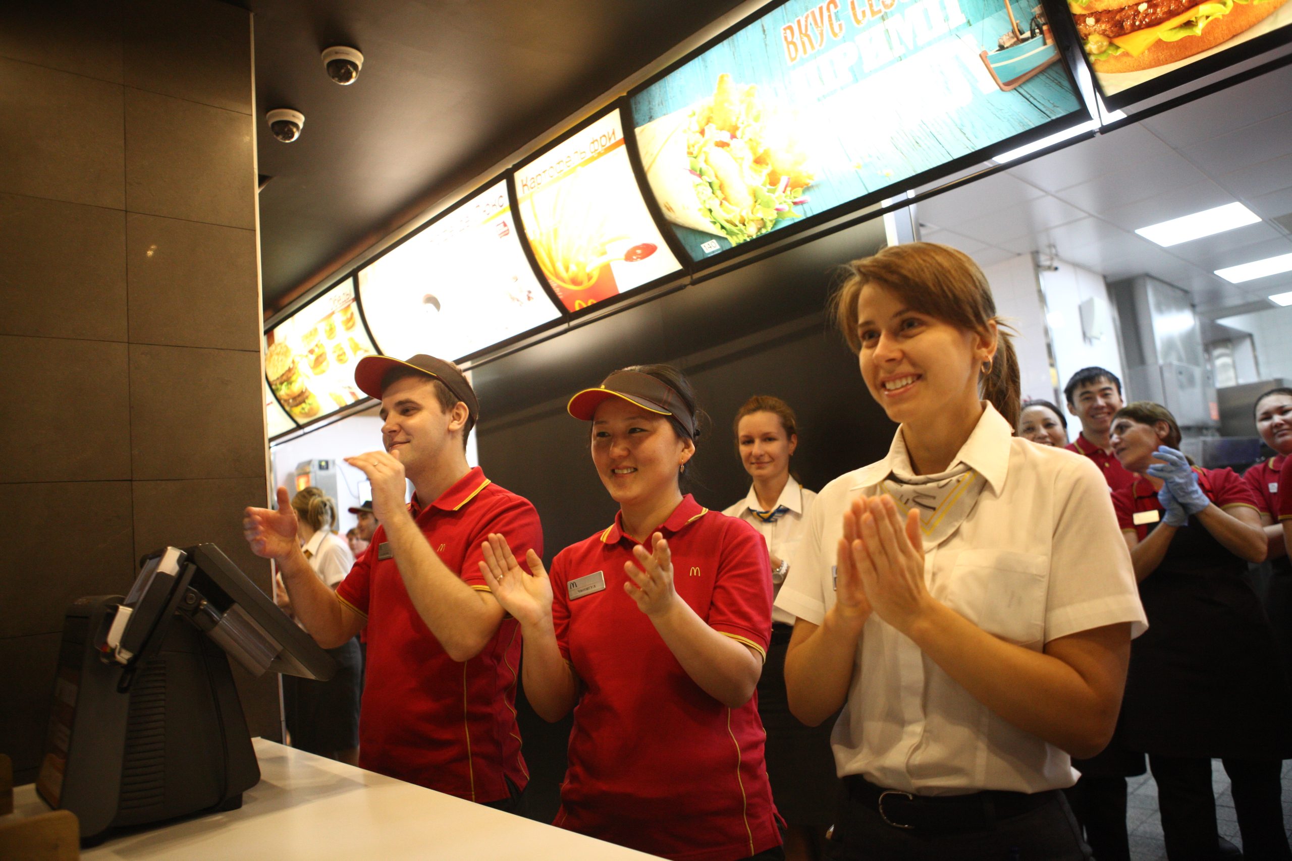 Рестораны McDonald's могут открыться снова уже через полтора месяца
