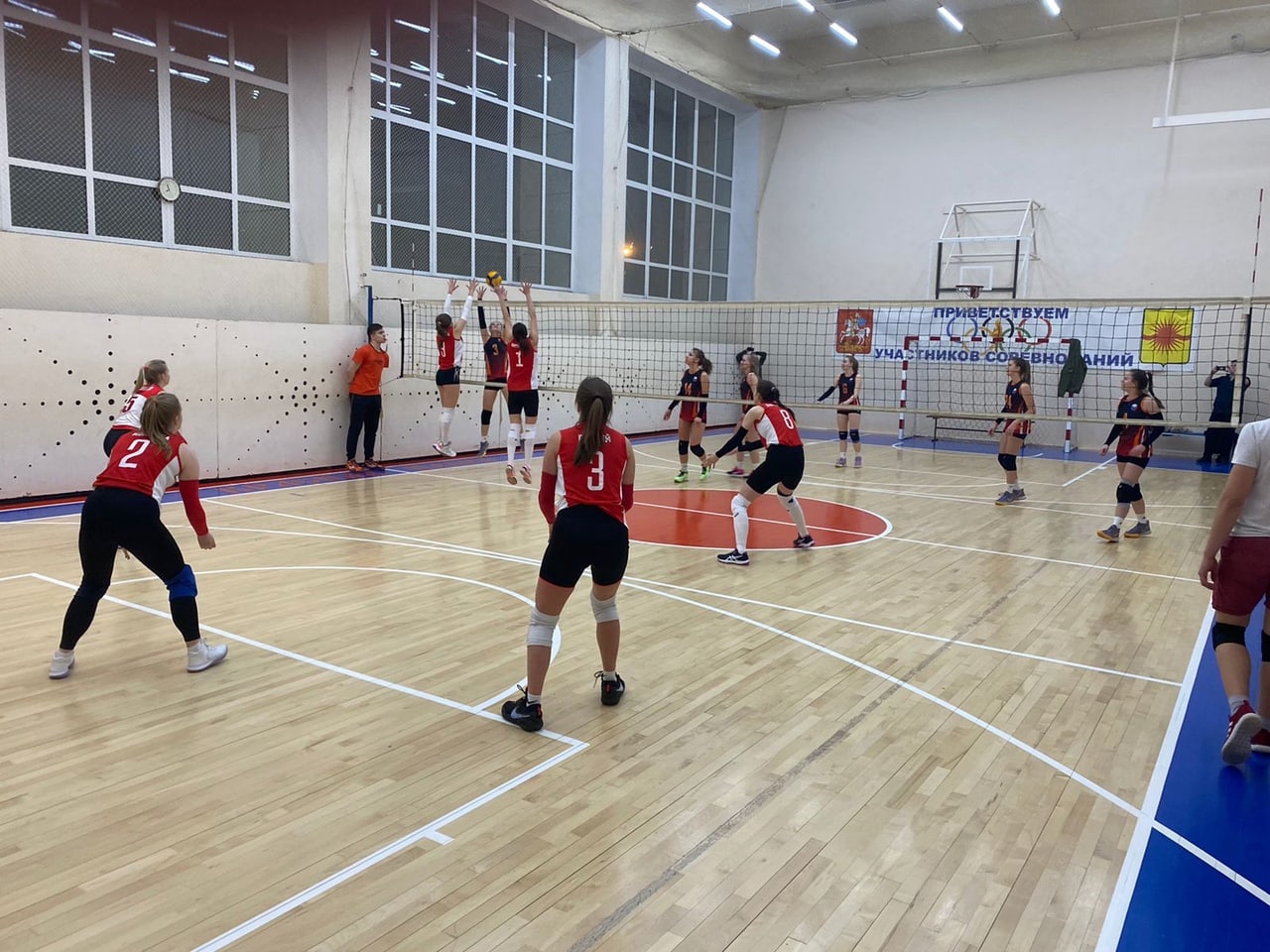 Волейболистки поселения Краснопахорское одержали победу на кубке Подольска