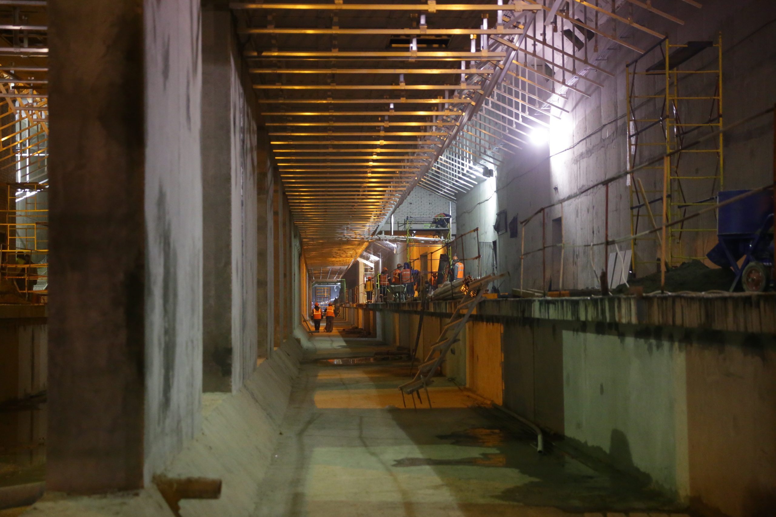 Монтаж инженерных систем начали на станции метро «Тютчевская»