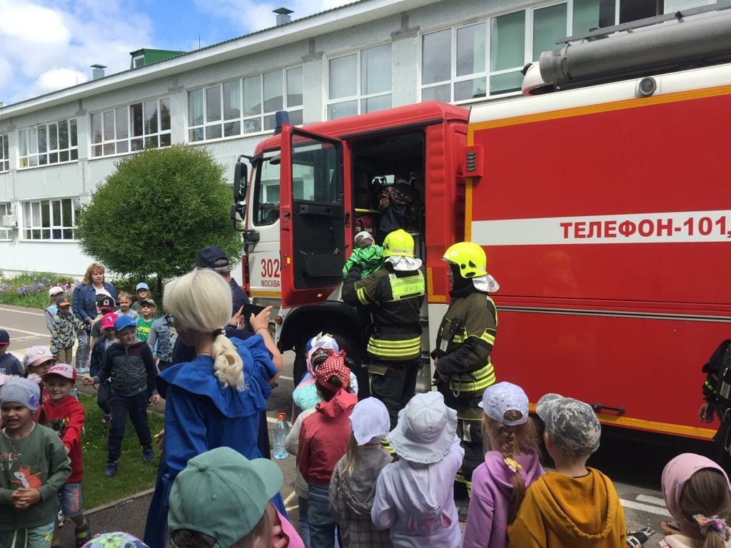 Инструктаж по пожарной безопасности провели в детском саду в Вороновском