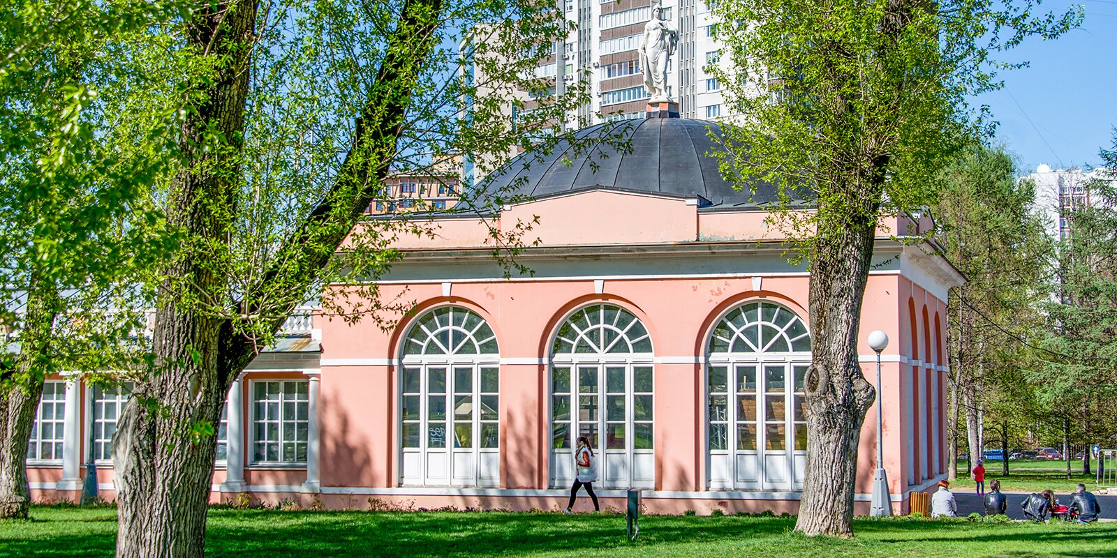 Жители столицы смогут поучаствовать в тематических мероприятиях в парках Москвы