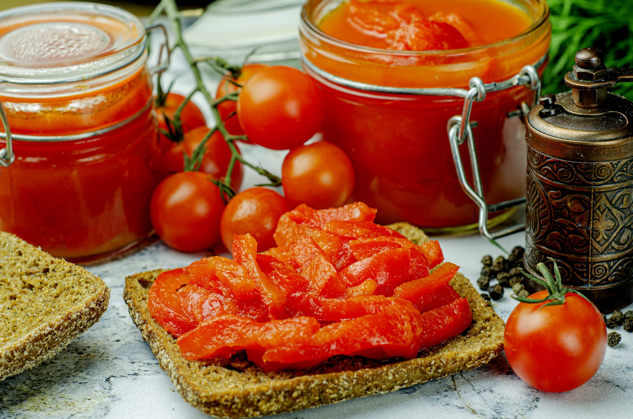 Кулинарный блокнот Новых округов: Лечо из летних помидоров