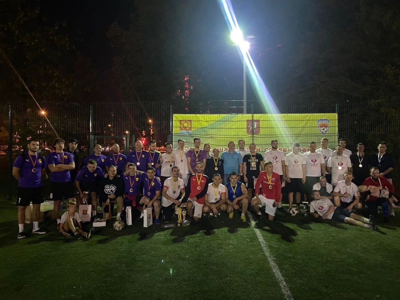 Футболисты из поселения Краснопахорское заняли призовое место в турнире