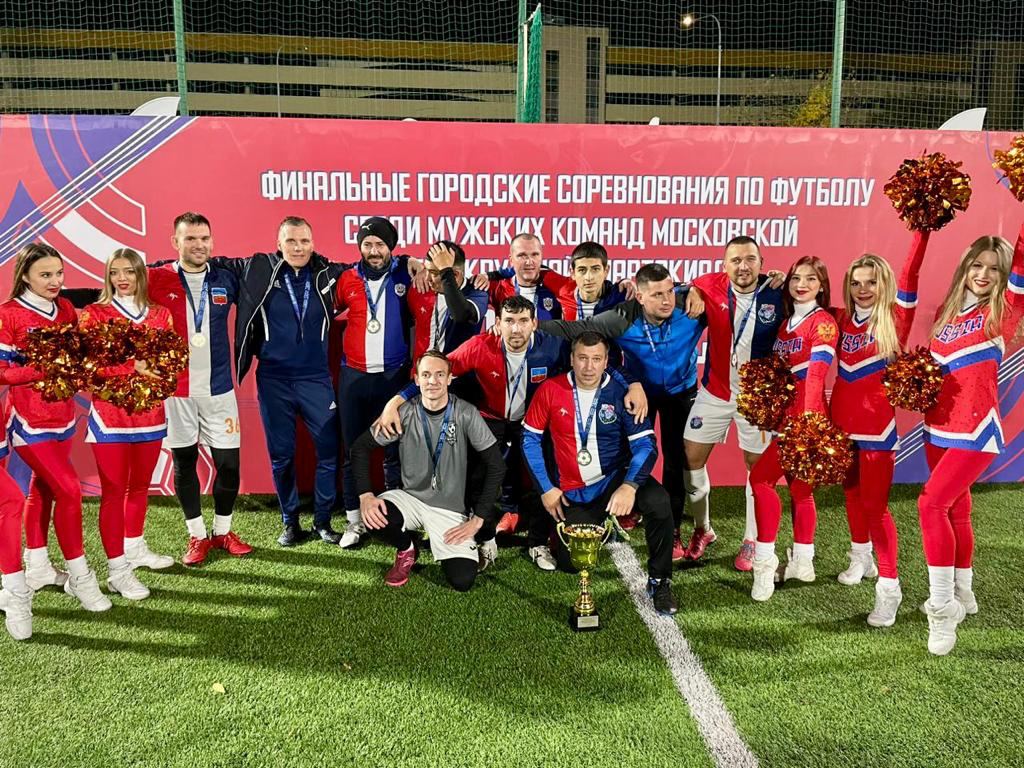 Футболисты из поселения Десеновское стали обладателями золота на городских соревнованиях