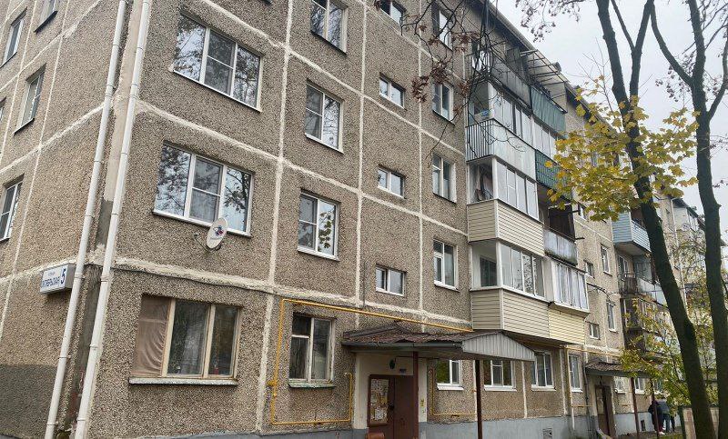 Капитальный ремонт многоквартирных домов продолжили в Кленовском