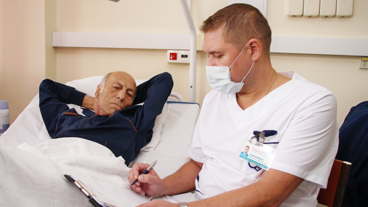 Оперштаб: за сутки в РФ госпитализировали 744 человек с COVID-19