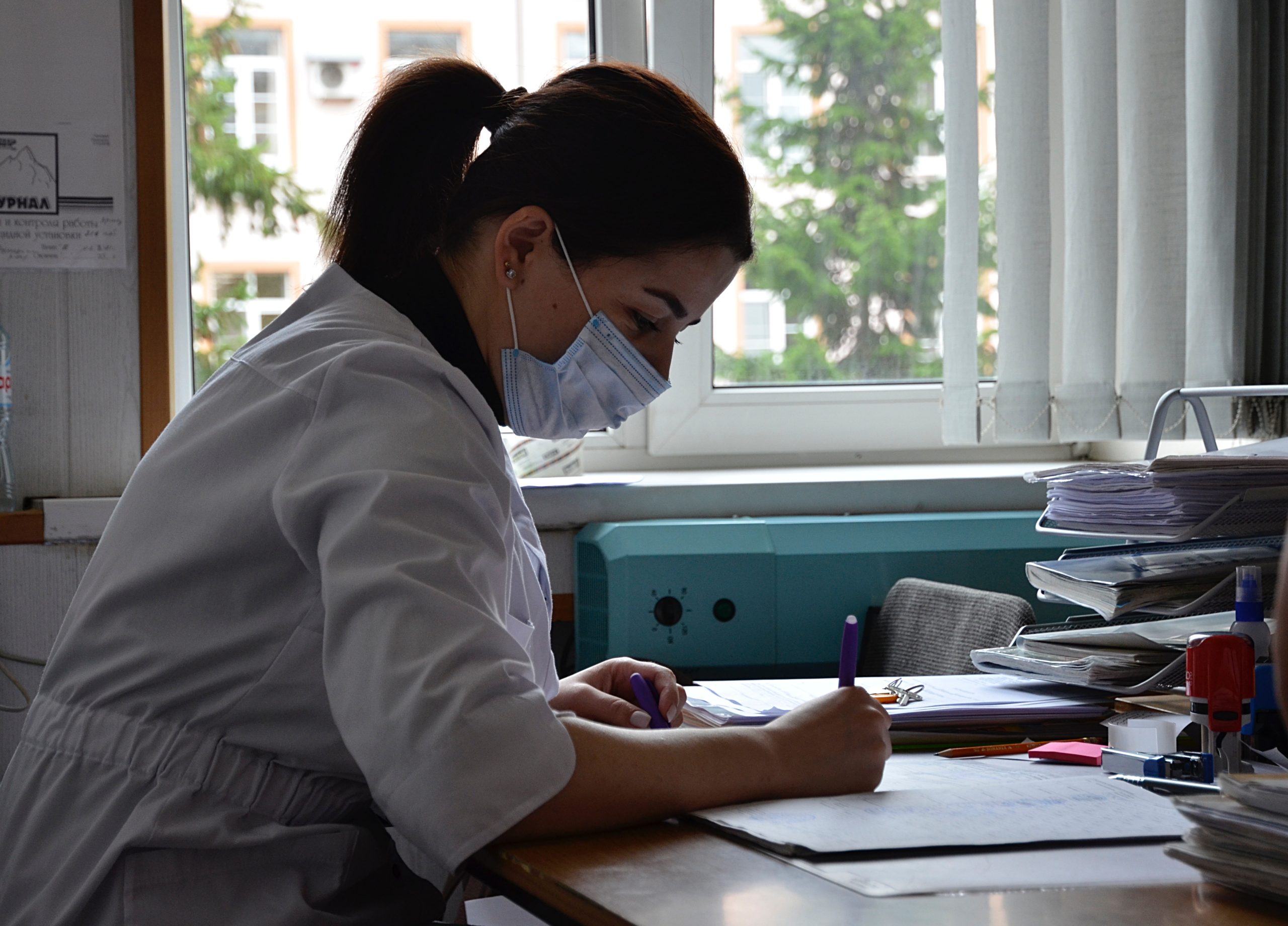 Госпитализацию 1576 пациентов с коронавирусом осуществили в России за сутки