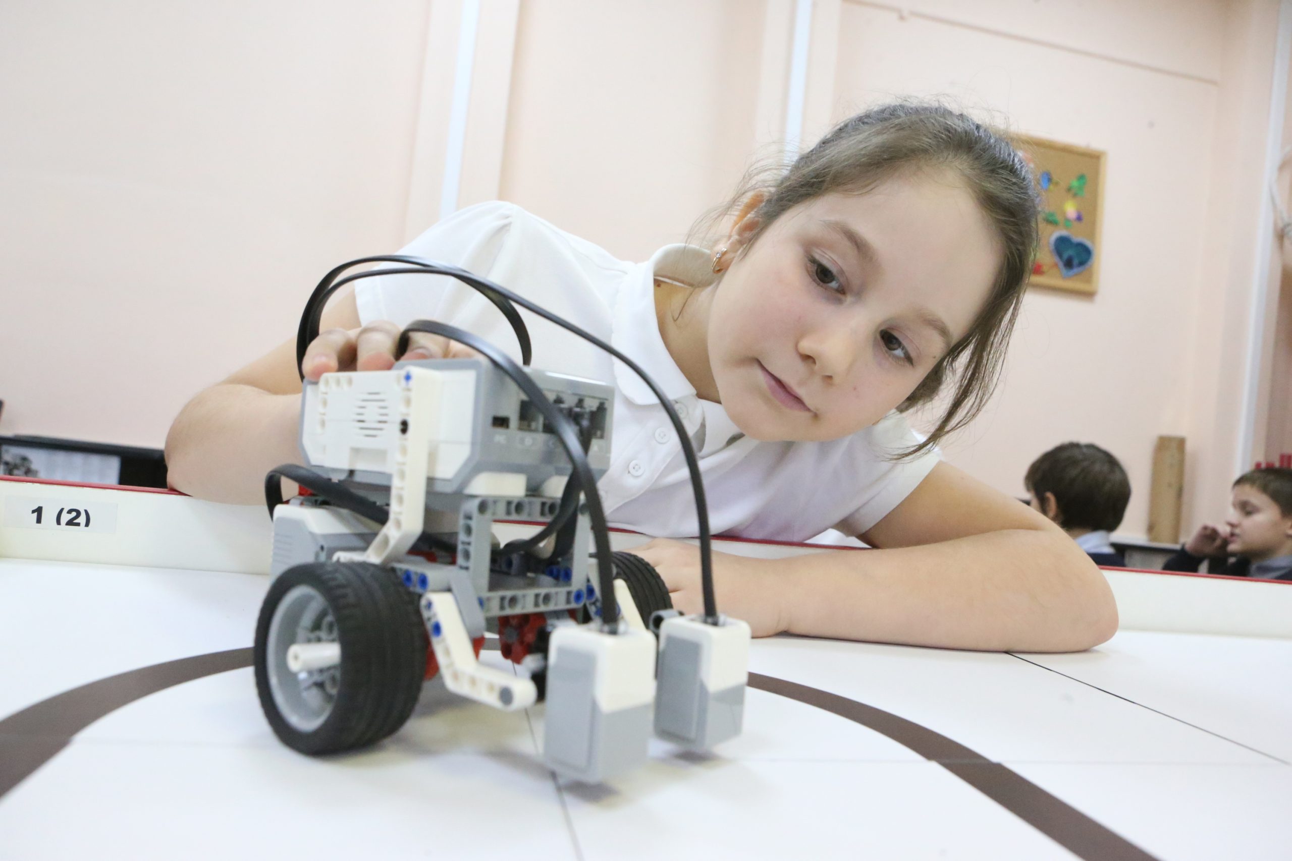 Соревнования по робототехнике среди школьников пройдут в столице