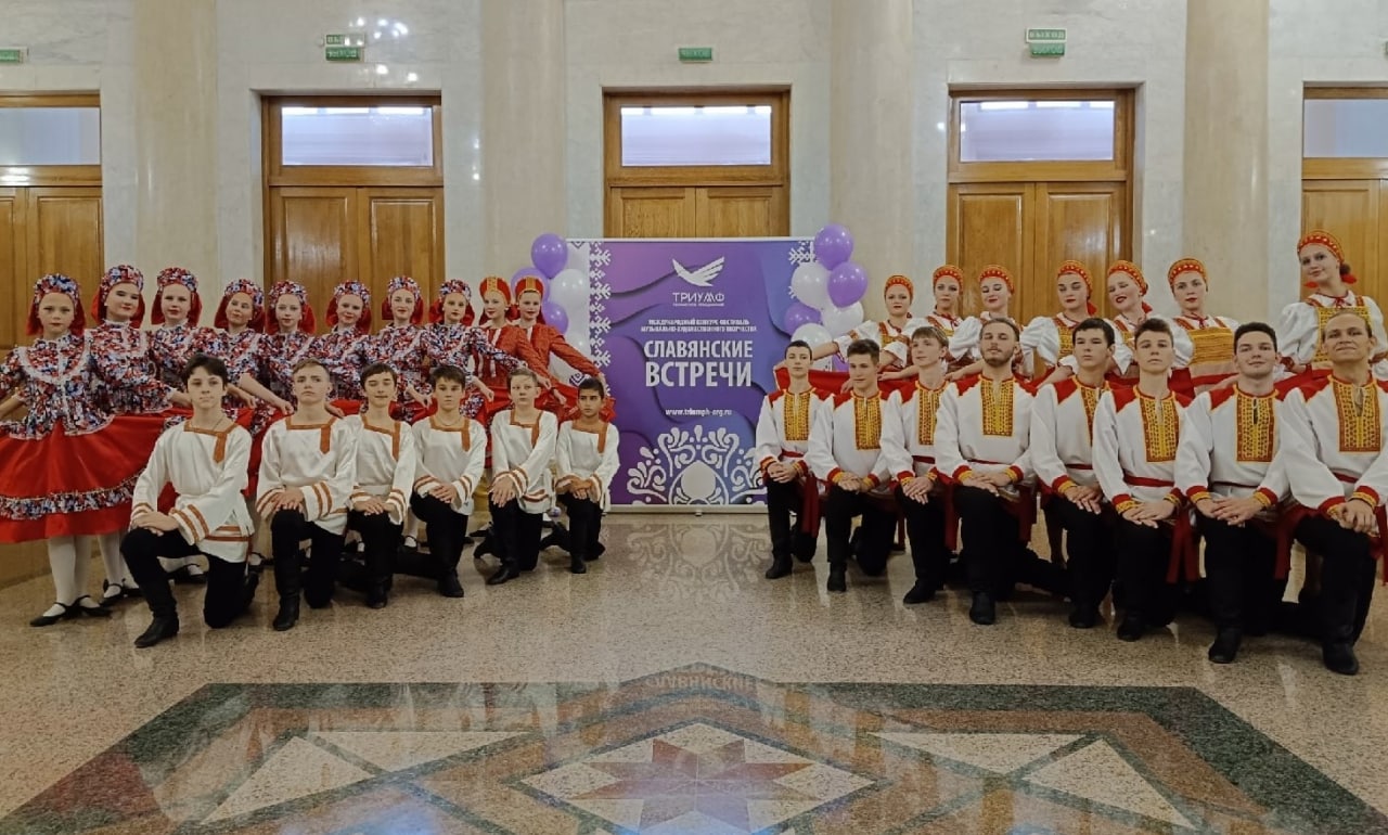 Танцевальный коллектив из Вороновского получил почетное звание
