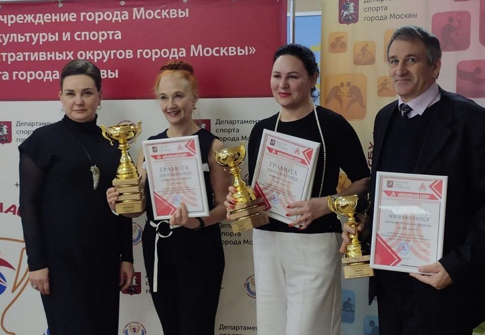 Команда старшего поколения из Щербинки стала чемпионом Спартакиады ТиНАО