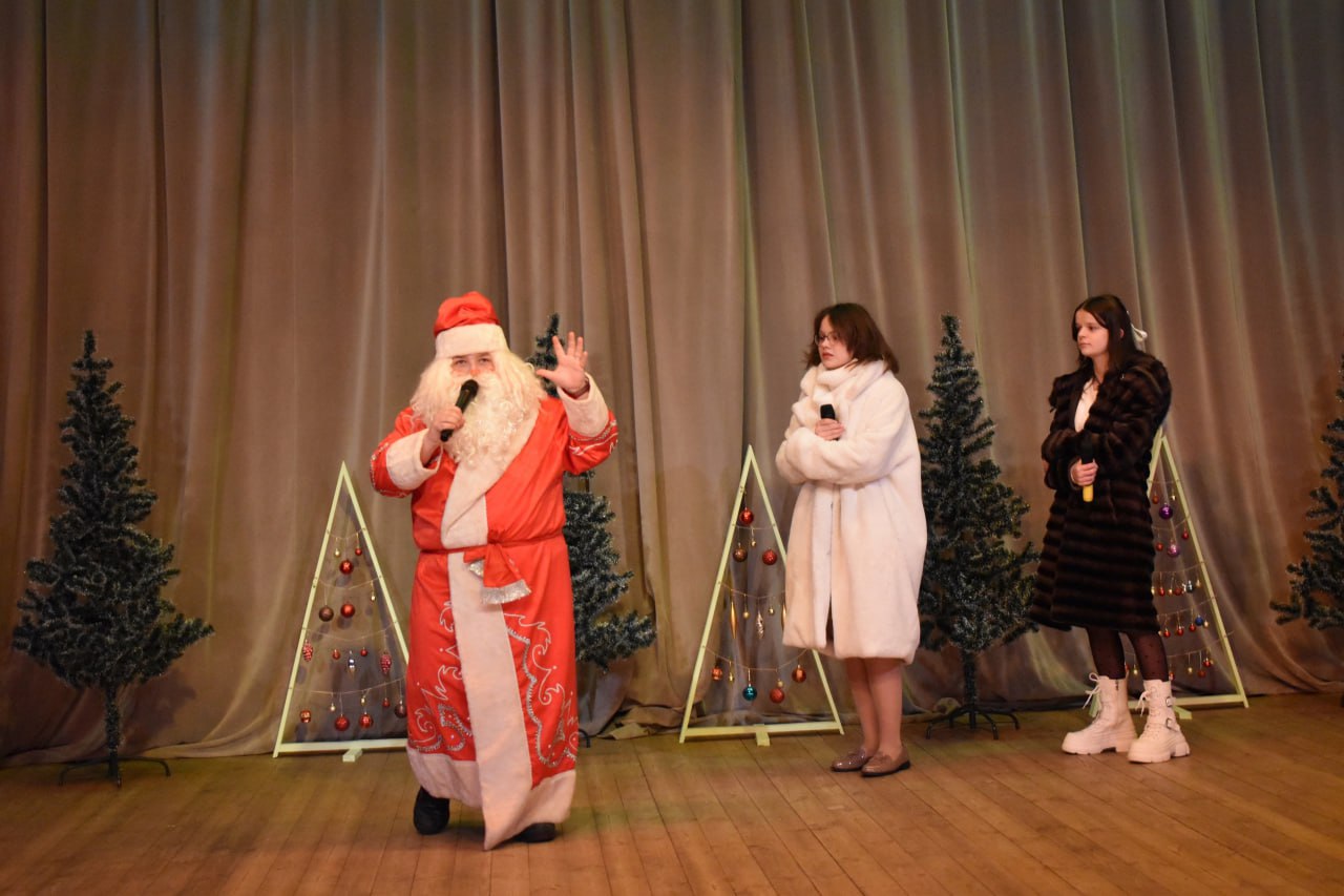 Концерт ко Старому Новому году провели в Доме культуры «Юбилейный» поселения Роговское