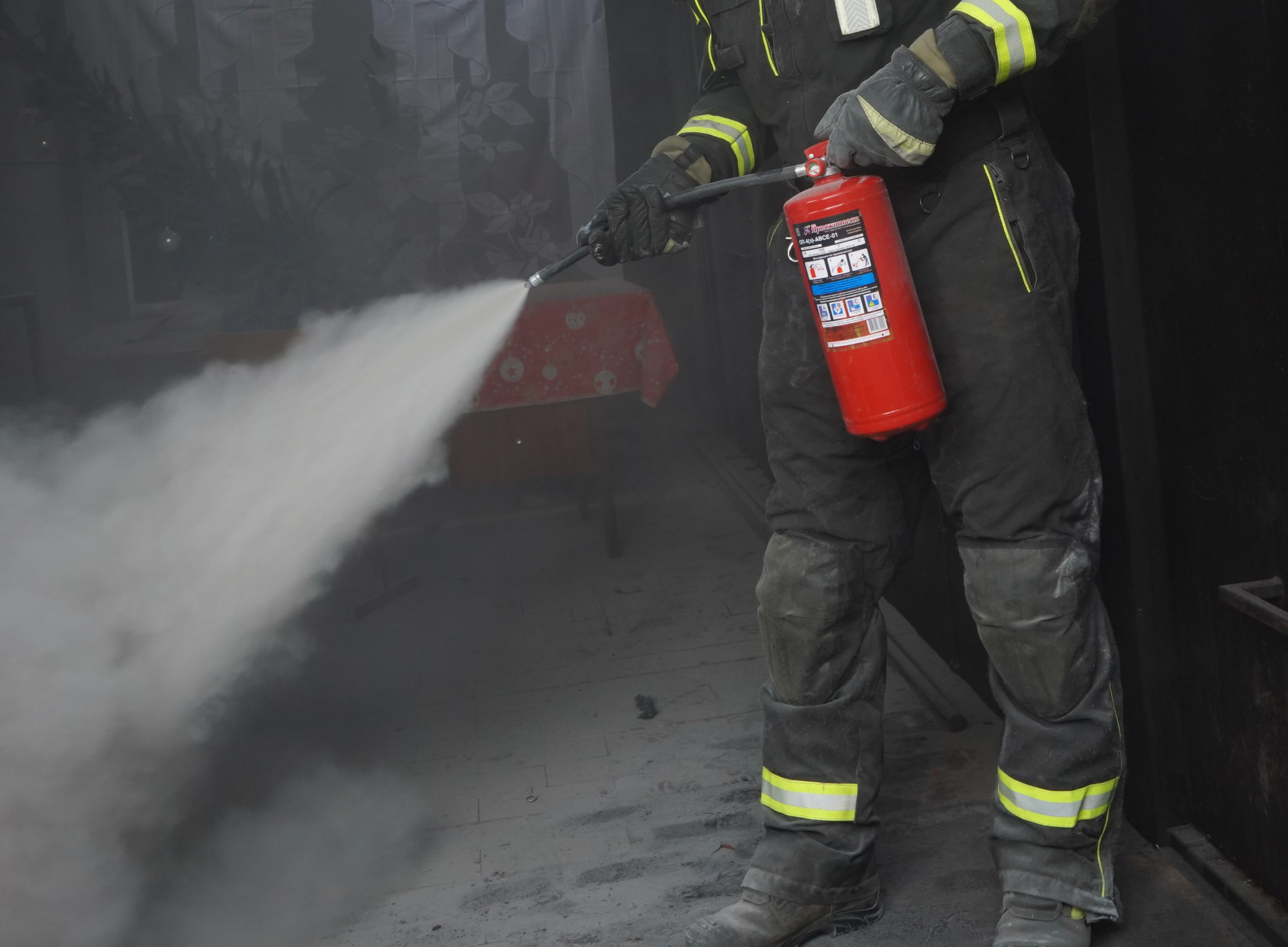 Тренировки пожарных расчетов состоялись в Михайлово-Ярцевском