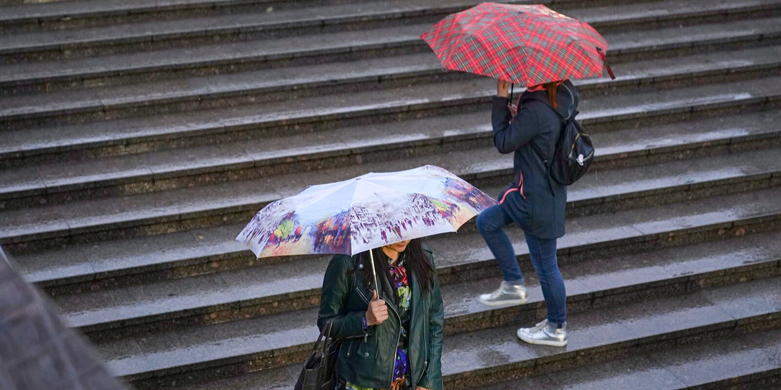 Сотрудники Гидрометцентра рассказали об облачной погоде с дождем в эту субботу в столице