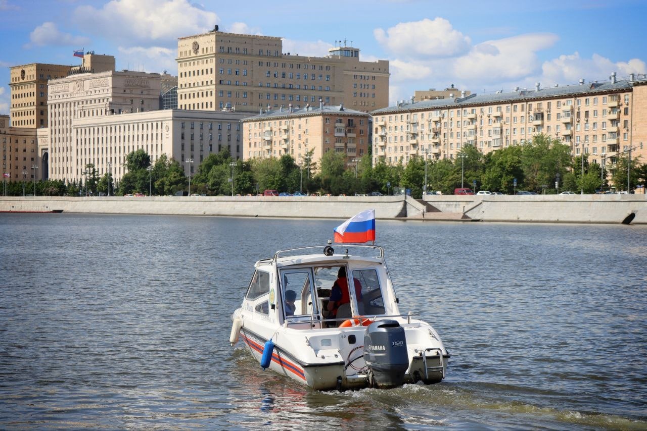 Спасатели на воде рассказали о любимых местах в День России