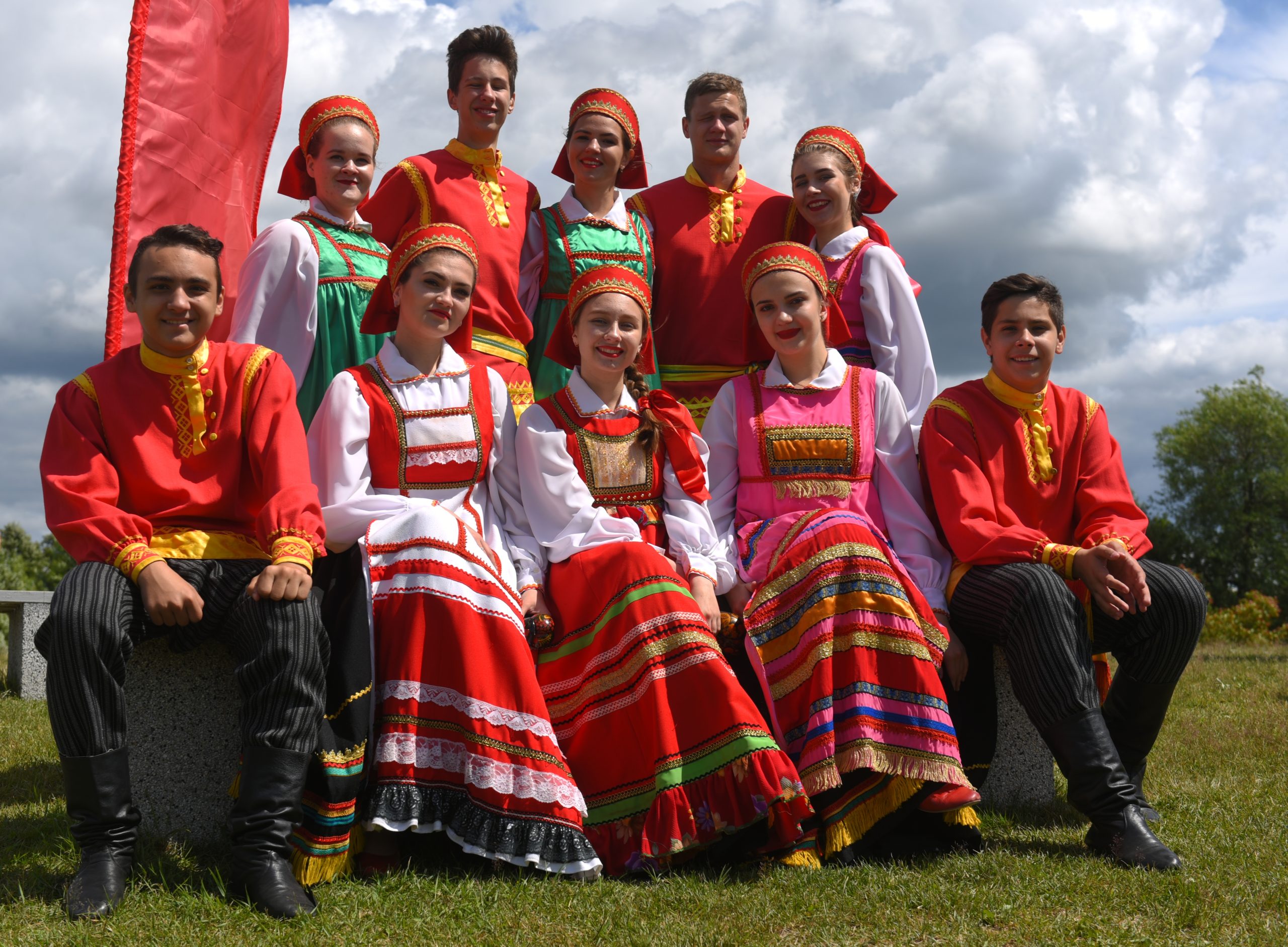 Активисты Молодежной палаты Роговского выступили на фестивале народов России