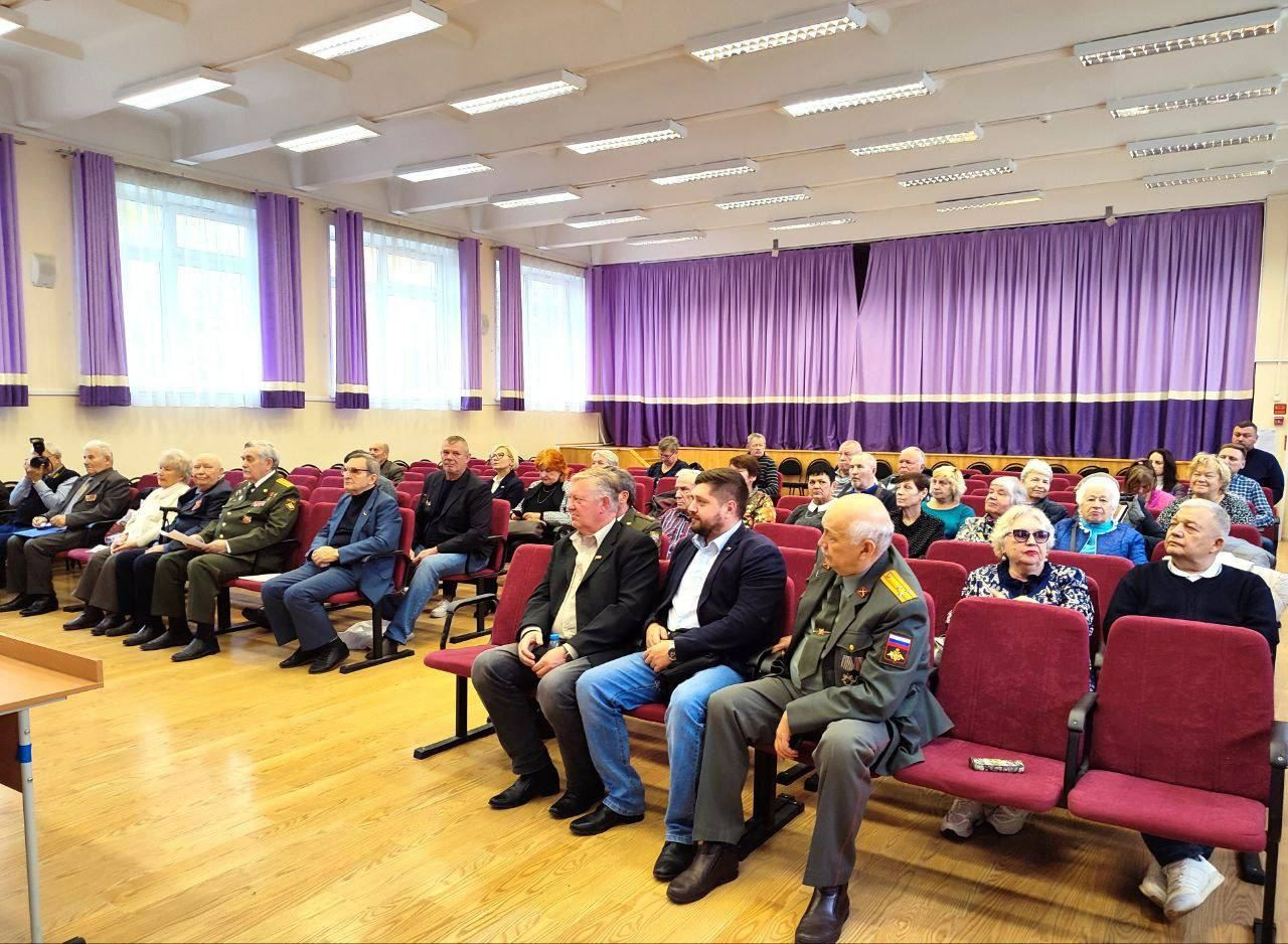 Собрание Совета ветеранов прошло в Десеновском