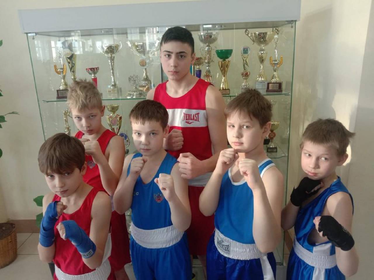 Юные спортсмены из поселения Первомайское приняли участие в турнирах по боксу 