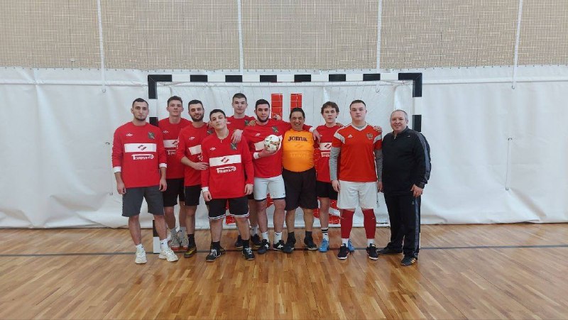 Команда из поселения Новофедоровское приняла участие в групповом этапе чемпионата по мини-футболу