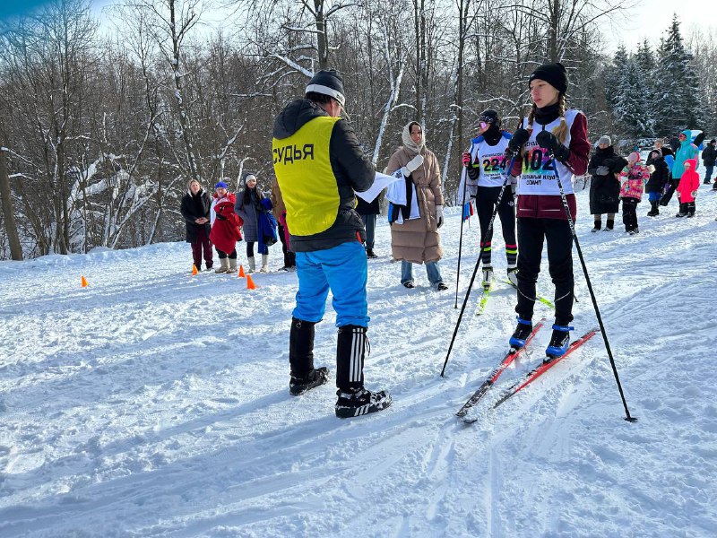 Соревнования по лыжным гонкам провели в поселении Краснопахорское